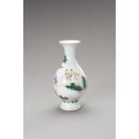 A FAMILLE VERTE VASE, YUHUCHUNPING, LATE QING DYNASTY