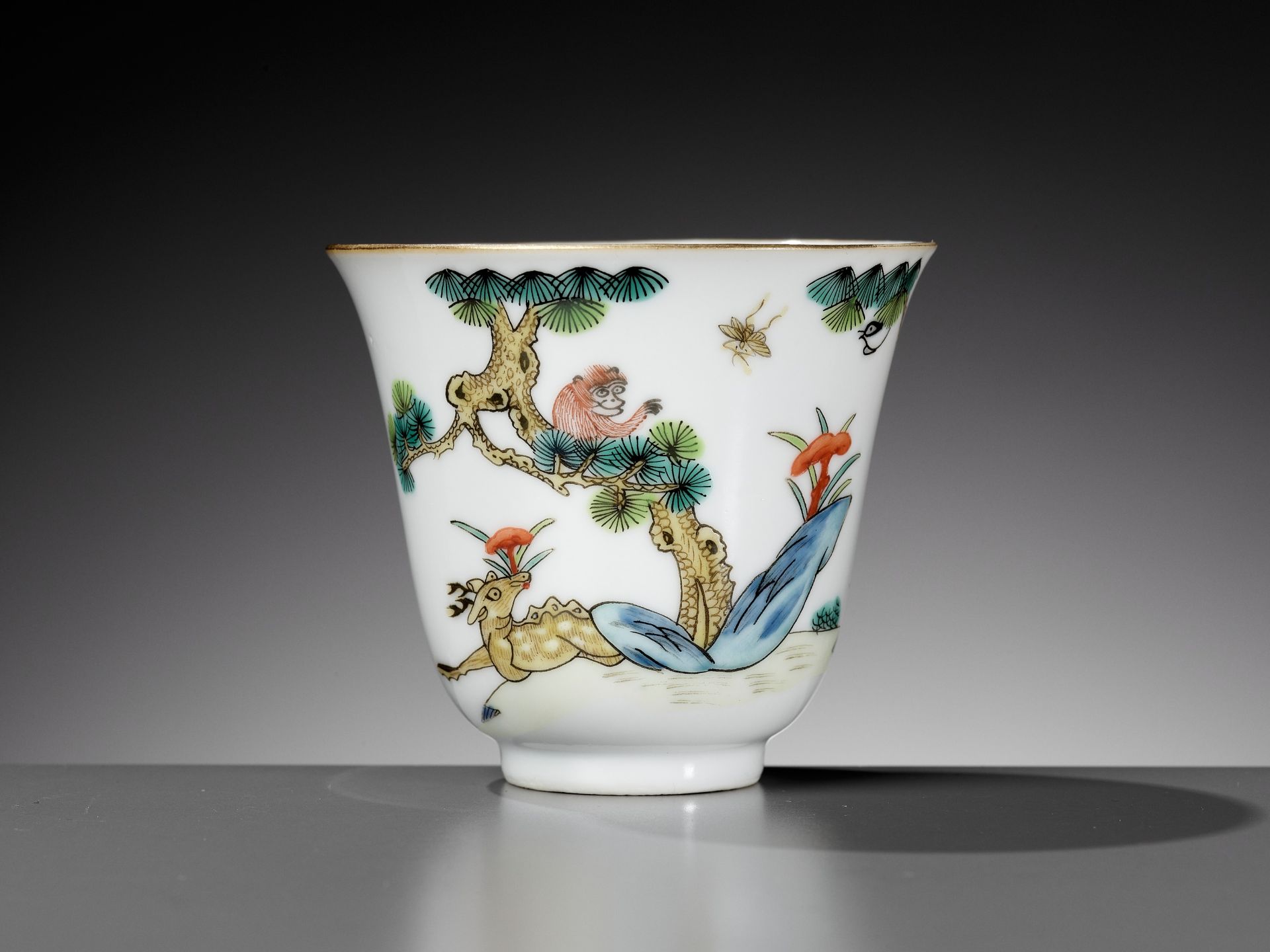 AN AUSPICIOUS 'MONKEY AND DEER' CUP AND SAUCER, XIANFENG MARK AND PERIOD - Image 4 of 7