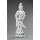 A LARGE DEHUA PORCELAIN FIGURE OF STANDING GUANYIN, 1900s