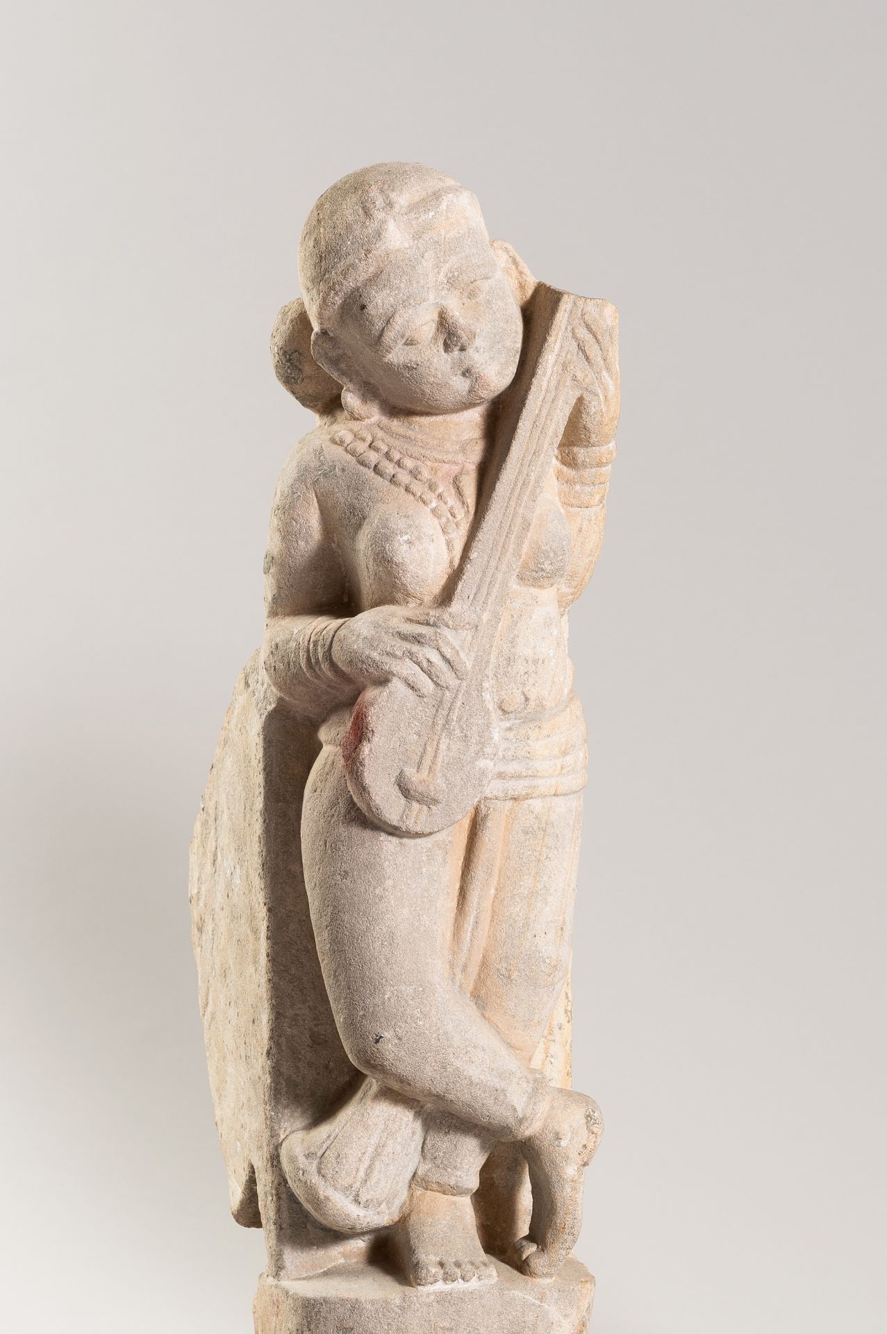 A PAIR OF ALASAKANYA SCULPTURES, 17th CENTURY - Image 5 of 17