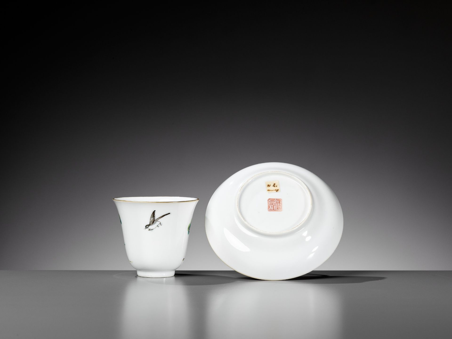 AN AUSPICIOUS 'MONKEY AND DEER' CUP AND SAUCER, XIANFENG MARK AND PERIOD - Image 7 of 7