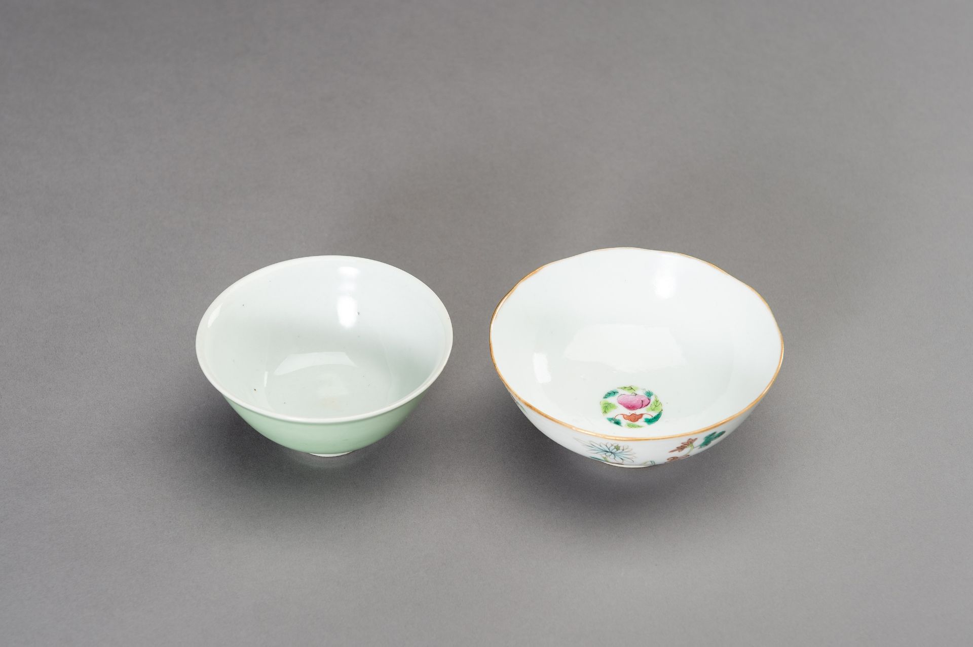 A MIXED LOT WITH SIX PORCELAIN BOWLS, REPUBLIC PERIOD OR LATER - Image 13 of 24