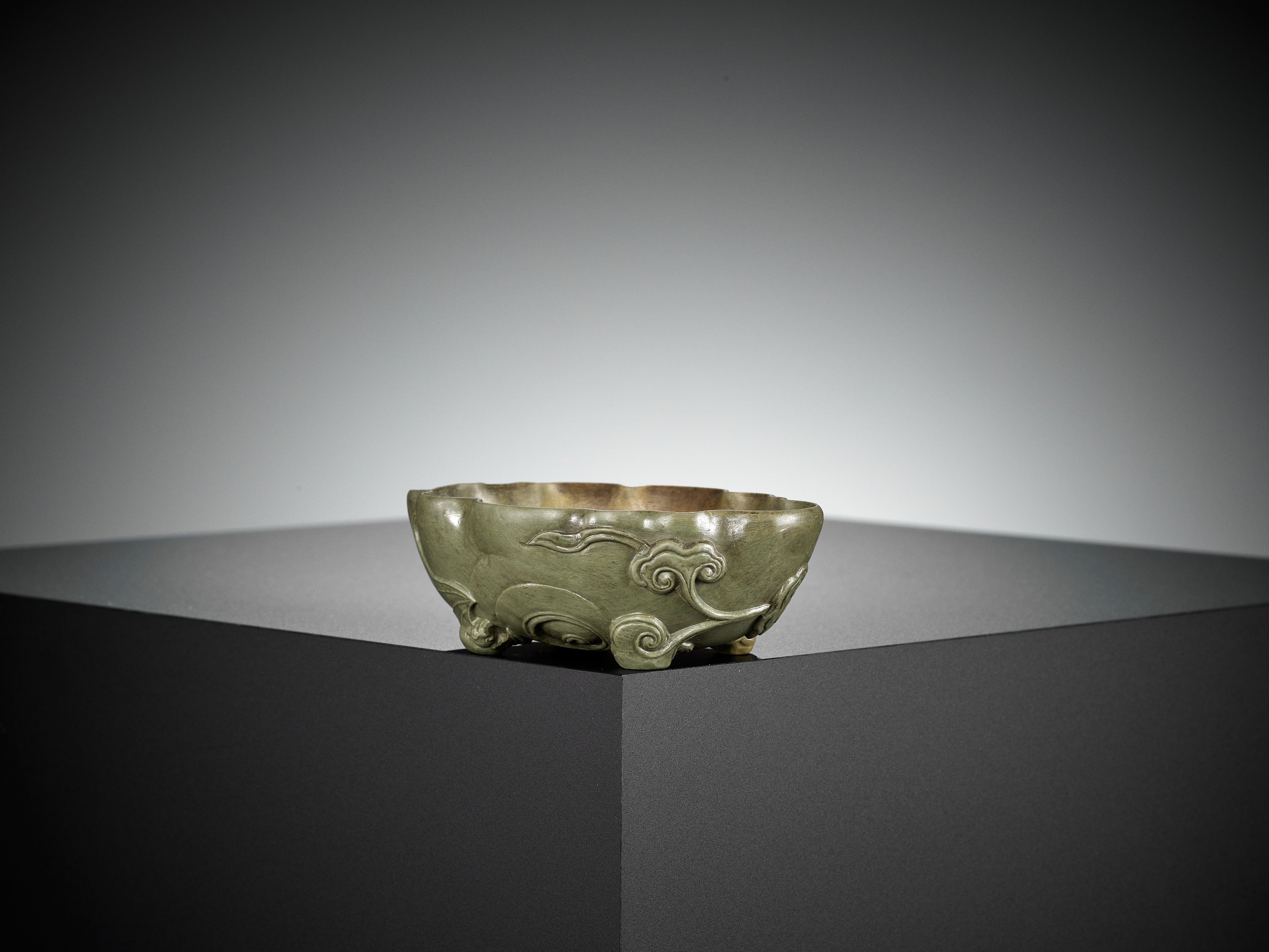 A DUAN STONE 'BAT AND LINGZHI' WASHER, QING DYNASTY - Image 9 of 13