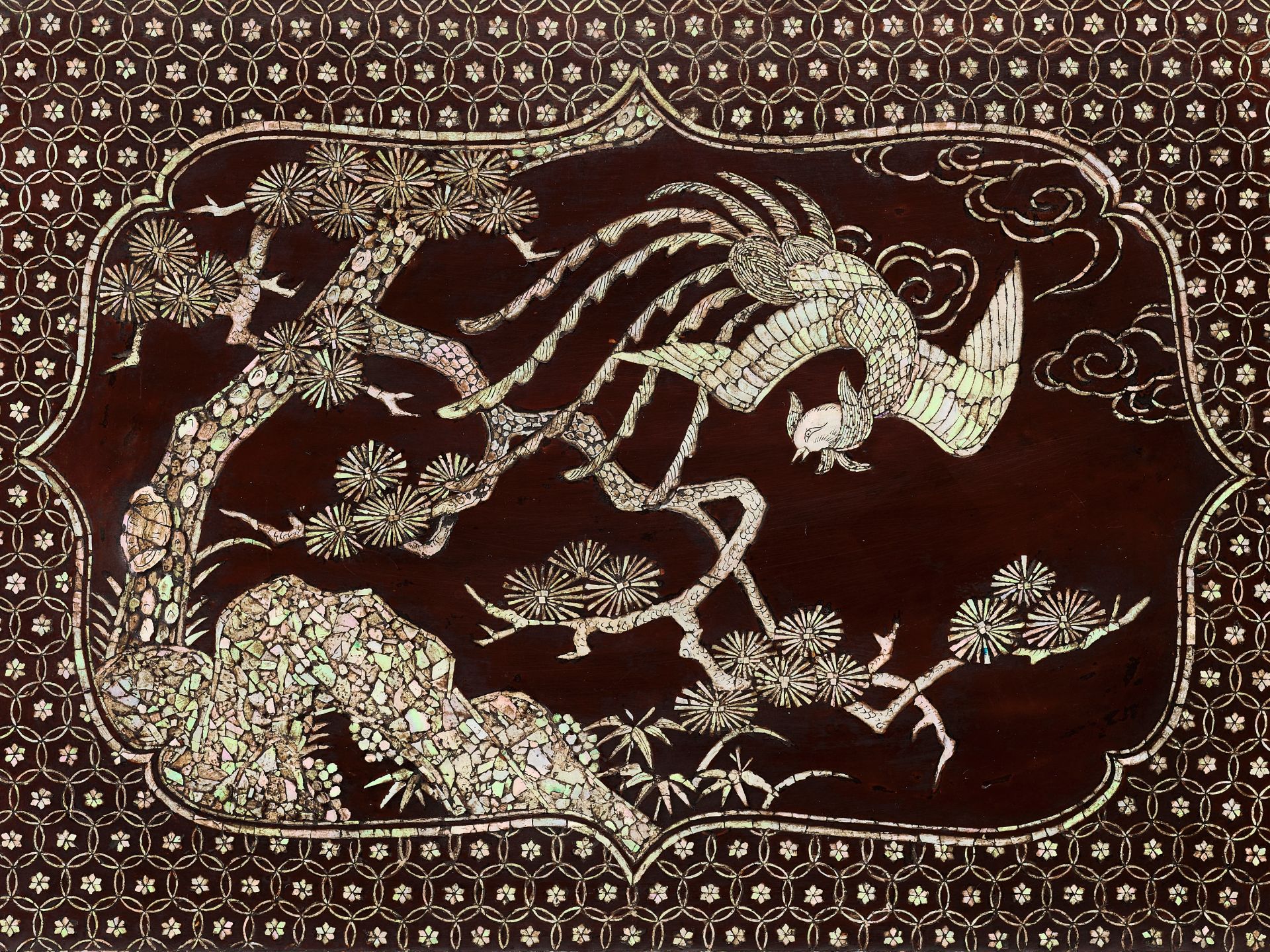 A RARE INLAID LACQUER 'PHOENIX' TRAY, MING DYNASTY - Image 6 of 8