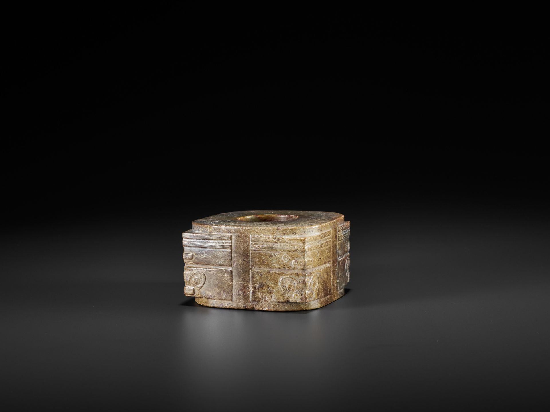 A RARE AND MASSIVE MOTTLED JADE CONG, LIANGZHU CULTURE - Image 7 of 13