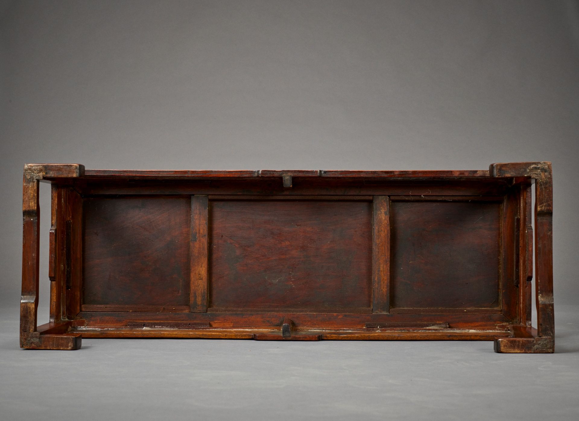 A RARE RECTANGULAR HUANGHUALI KANG TABLE, 18TH CENTURY - Image 12 of 12