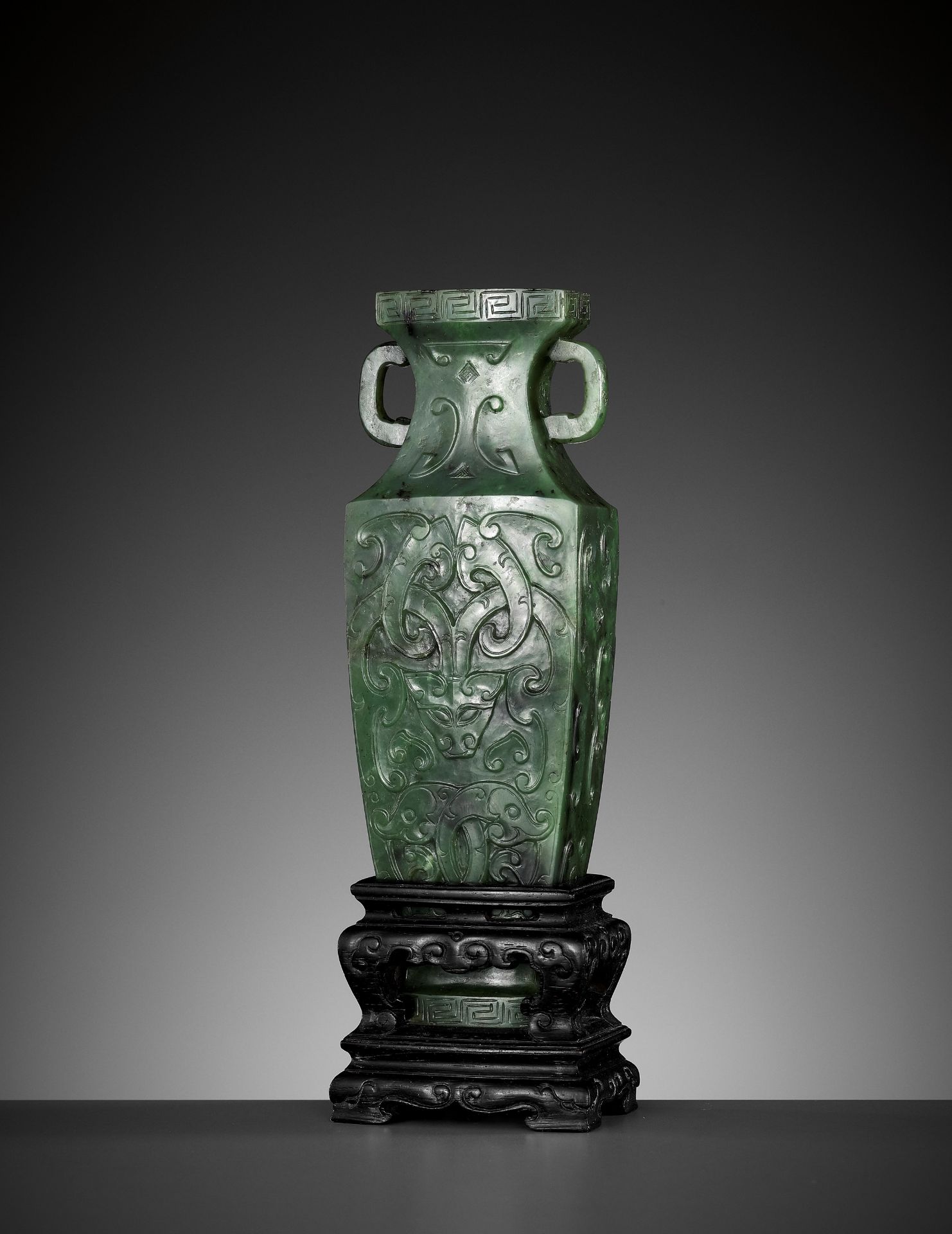 A SPINACH GREEN JADE MINIATURE 'ARCHAISTIC' VASE, 18TH-19TH CENTURY