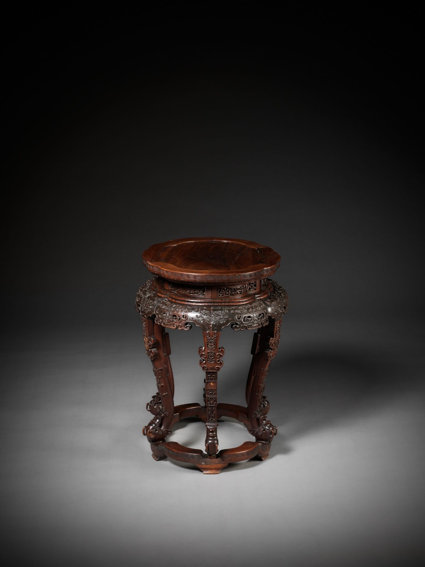 A 'TAOTIE' INCENSE STAND, XIANGJI, QING DYNASTY - Image 9 of 16