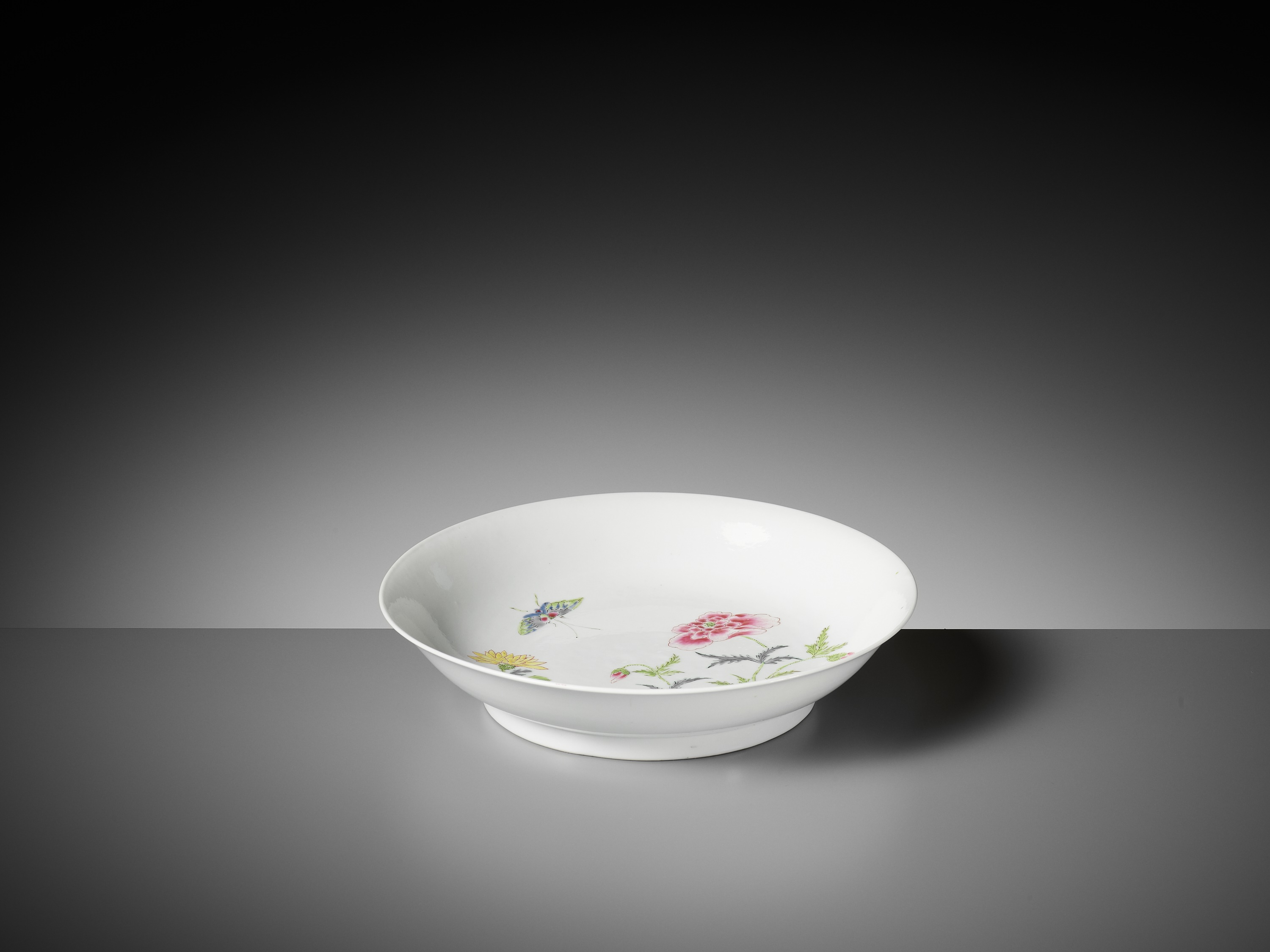 A FAMILLE ROSE 'BUTTERFLY AND FLOWERS' SAUCER DISH, YONGZHENG MARK AND PERIOD - Image 8 of 16