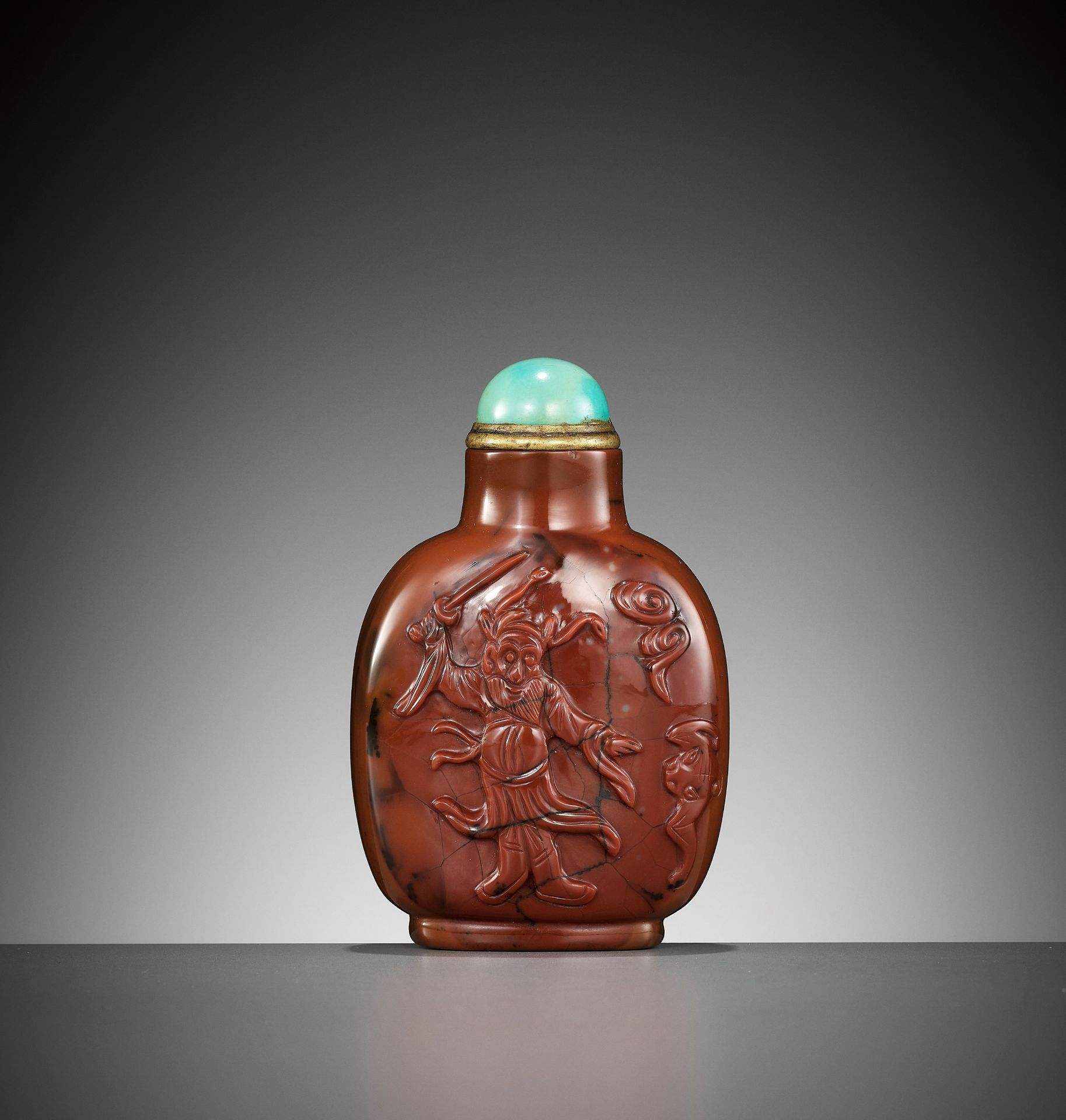 A RARE CAMEO JASPER SNUFF BOTTLE, OFFICIAL SCHOOL, QING DYNASTY - Image 2 of 9