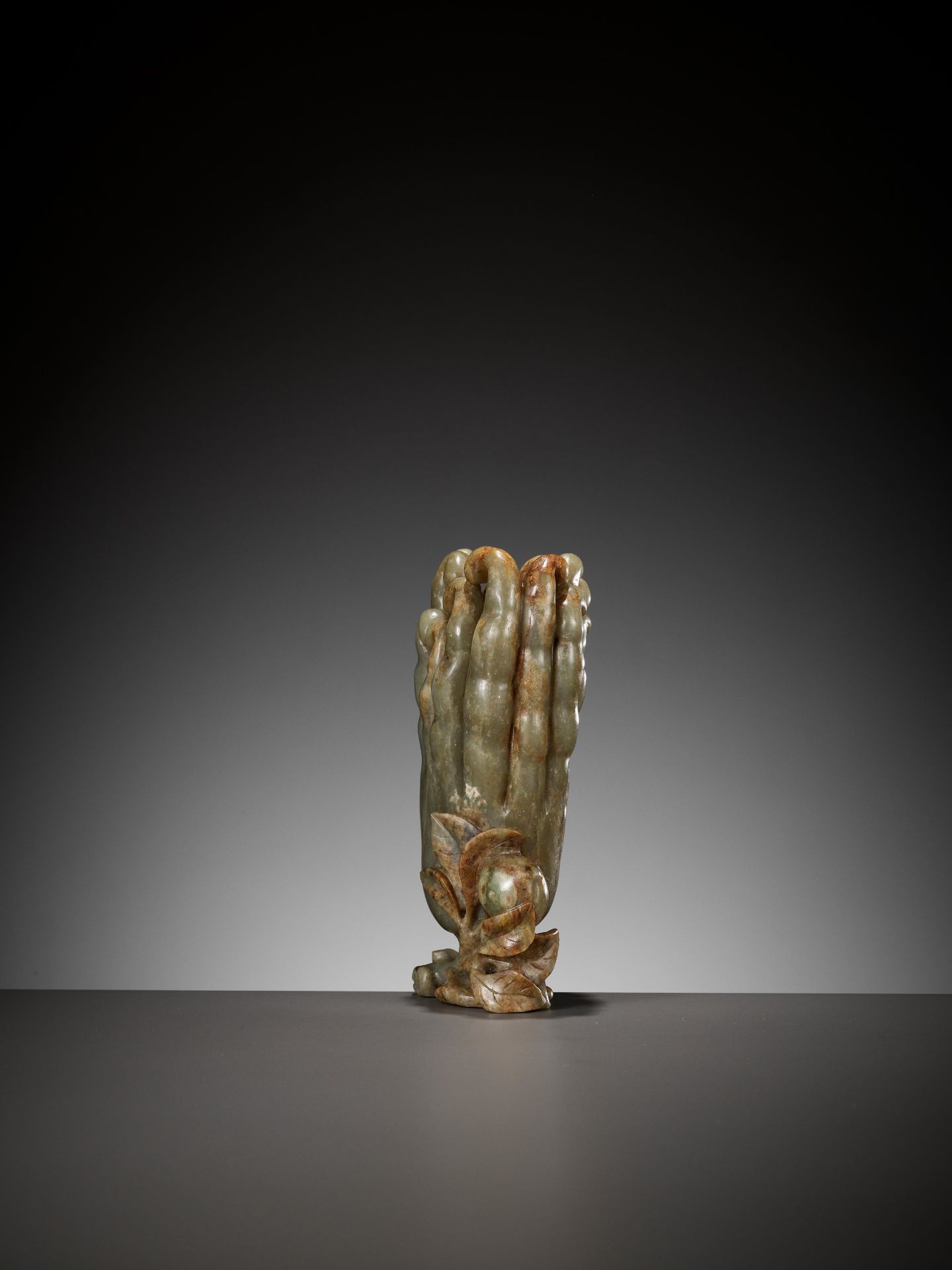 A CELADON AND RUSSET JADE 'FINGER CITRON' VASE, 17TH - 18TH CENTURY - Image 6 of 13