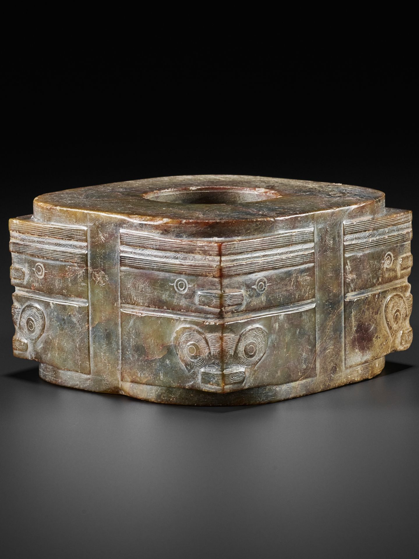 A RARE AND MASSIVE MOTTLED JADE CONG, LIANGZHU CULTURE - Image 2 of 13