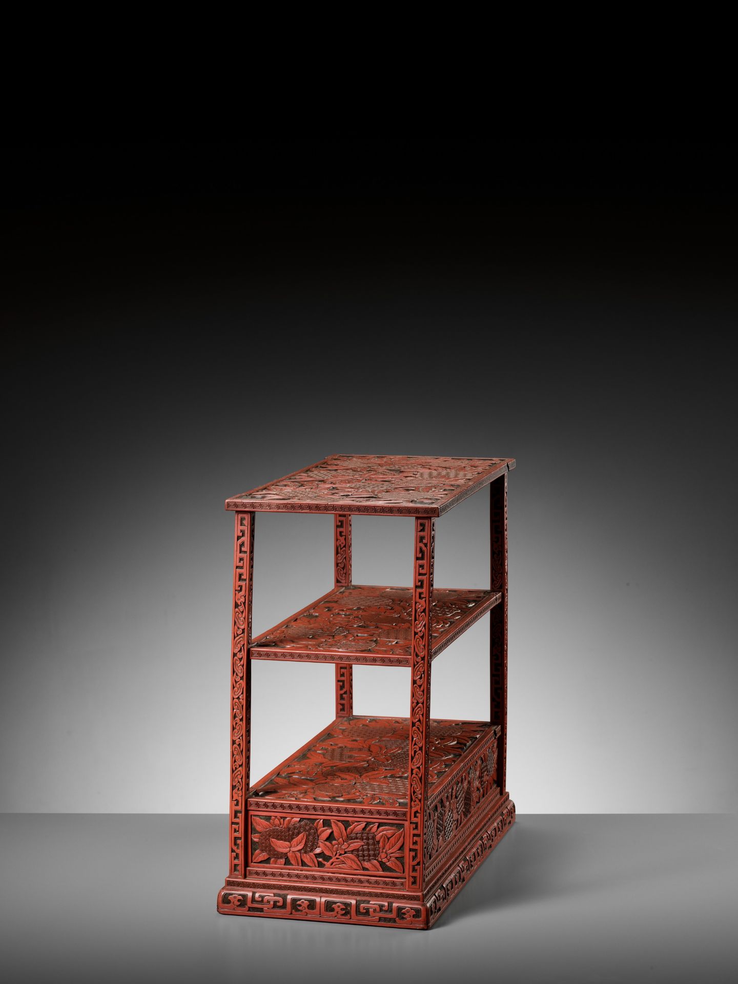 A FINE CINNABAR LACQUER DISPLAY STAND, QING DYNASTY - Image 9 of 12