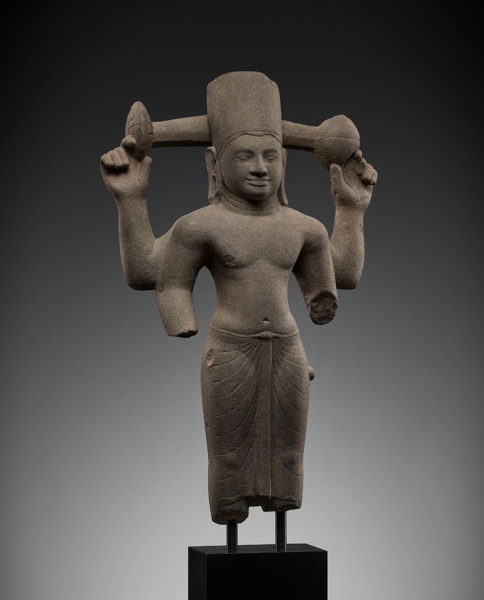 A STONE FIGURE OF VISHNU, PRE-ANGKOR PERIOD, PHNOM DA STYLE