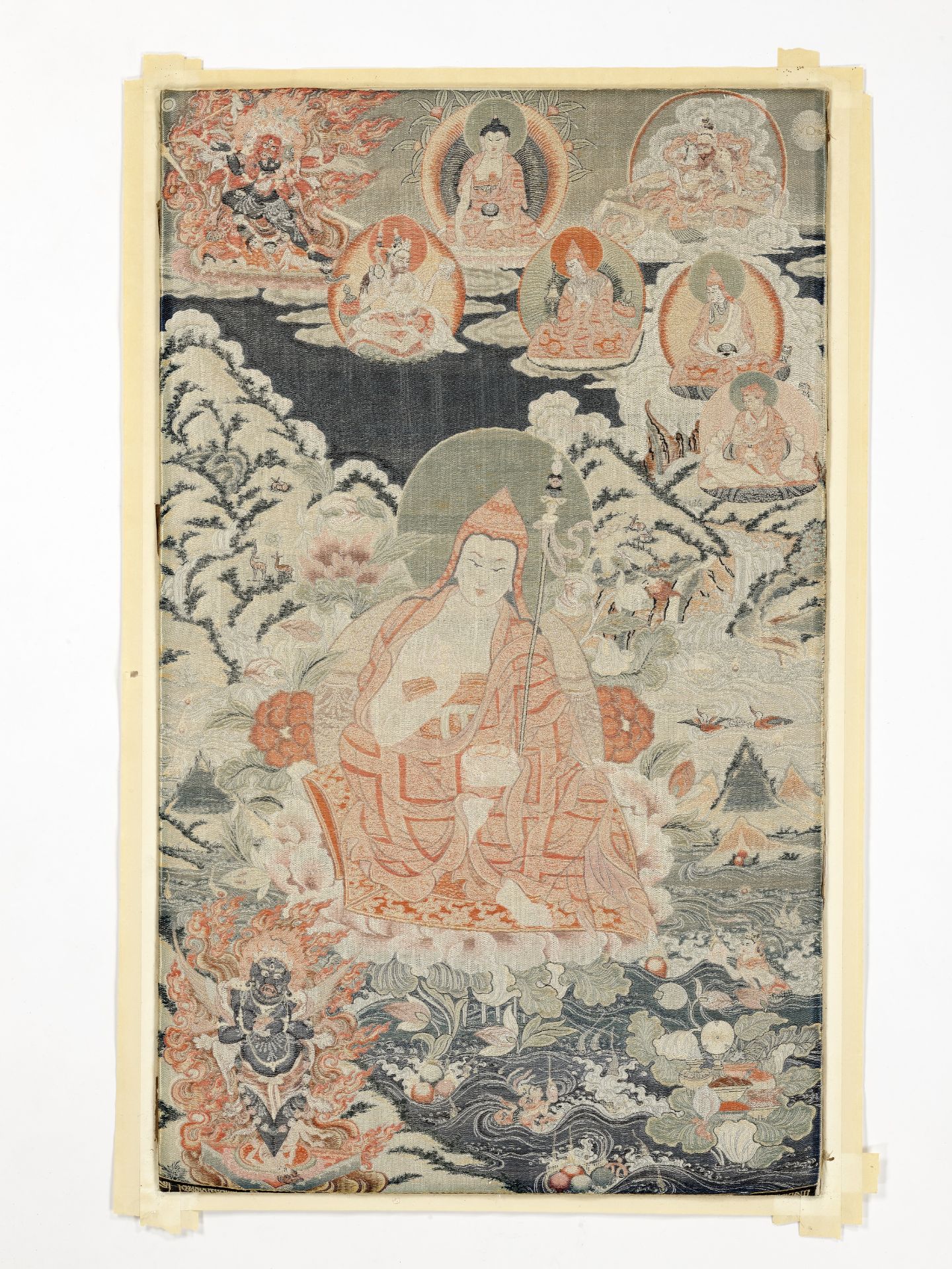 AN EMBROIDERED SILK THANGKA OF PADMASAMBHAVA, QING DYNASTY - Image 8 of 10