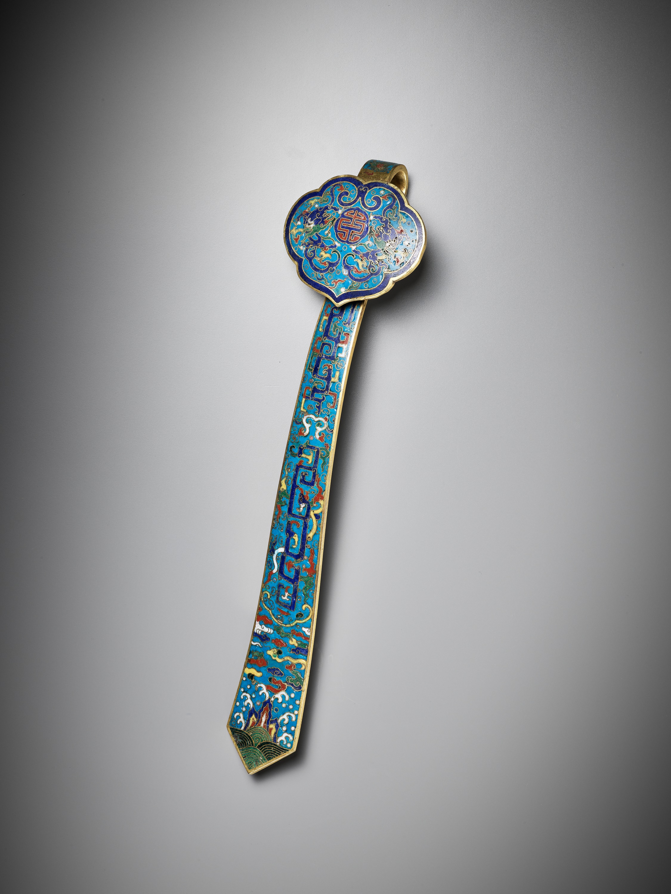 A CLOISONNE ENAMEL RUYI SCEPTER, EARLY QING DYNASTY