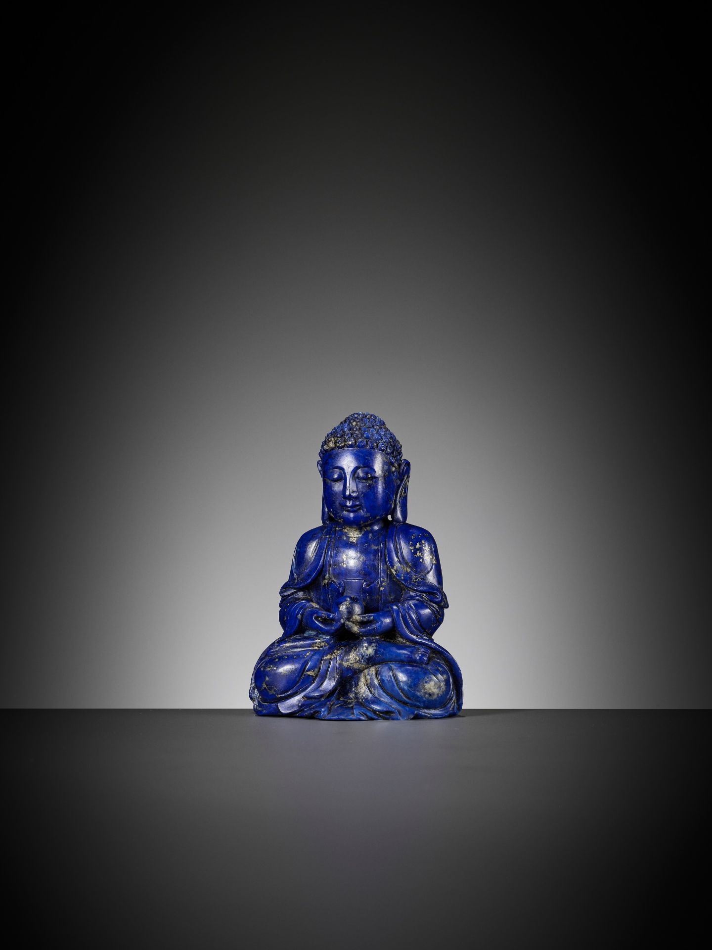 A LAPIS LAZULI FIGURE OF BUDDHA, QING DYNASTY - Image 3 of 12