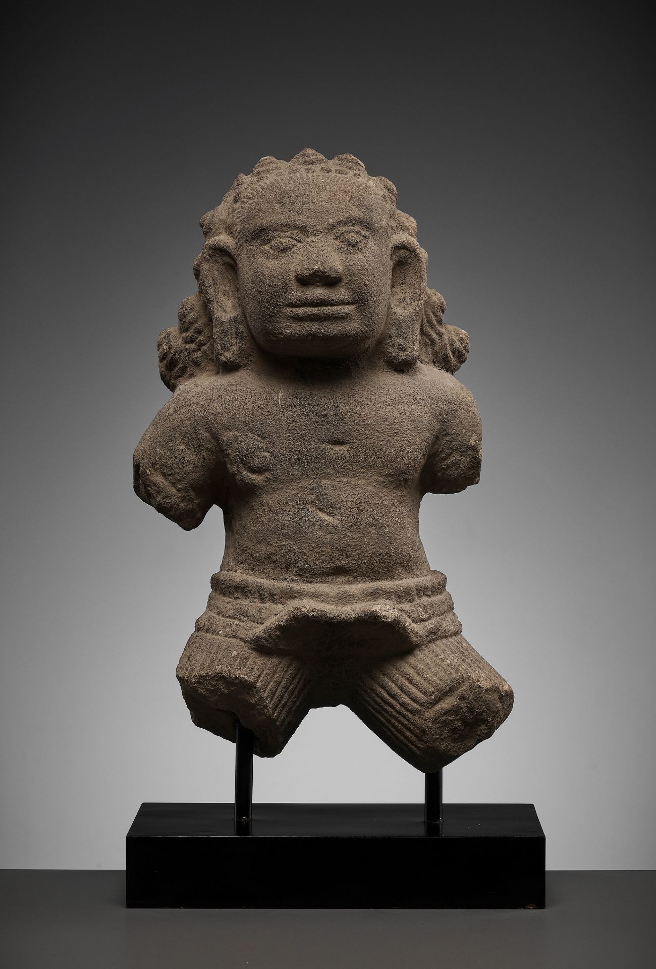 AN EXPRESSIVE SANDSTONE FIGURE OF A RAKSHASA, ANGKOR PERIOD, KOH KER STYLE - Image 2 of 11