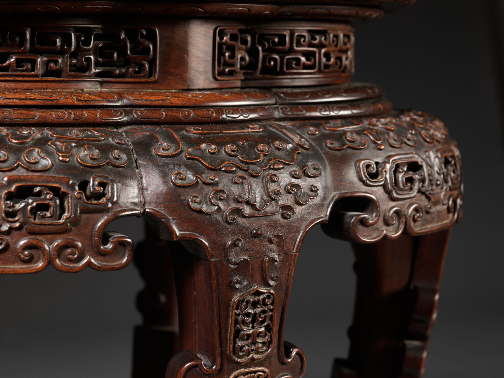 A 'TAOTIE' INCENSE STAND, XIANGJI, QING DYNASTY - Image 7 of 16