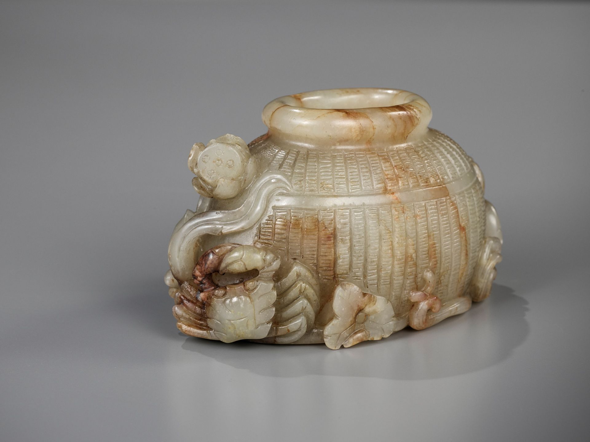 A FINE CELADON JADE 'FISH BASKET' BRUSH WASHER, 18TH-19TH CENTURY - Image 12 of 12