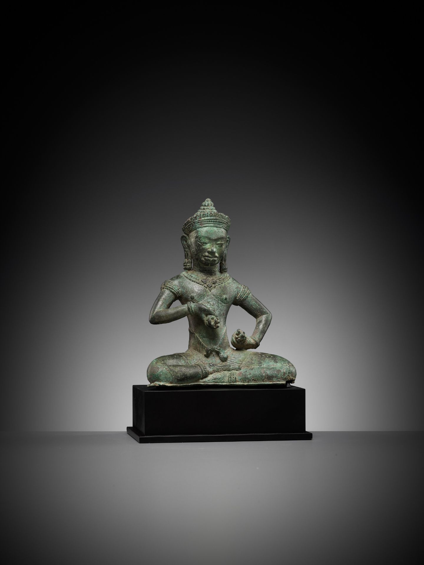 A BRONZE FIGURE OF VAJRASATTVA, BAYON STYLE, ANGKOR PERIOD - Image 10 of 12