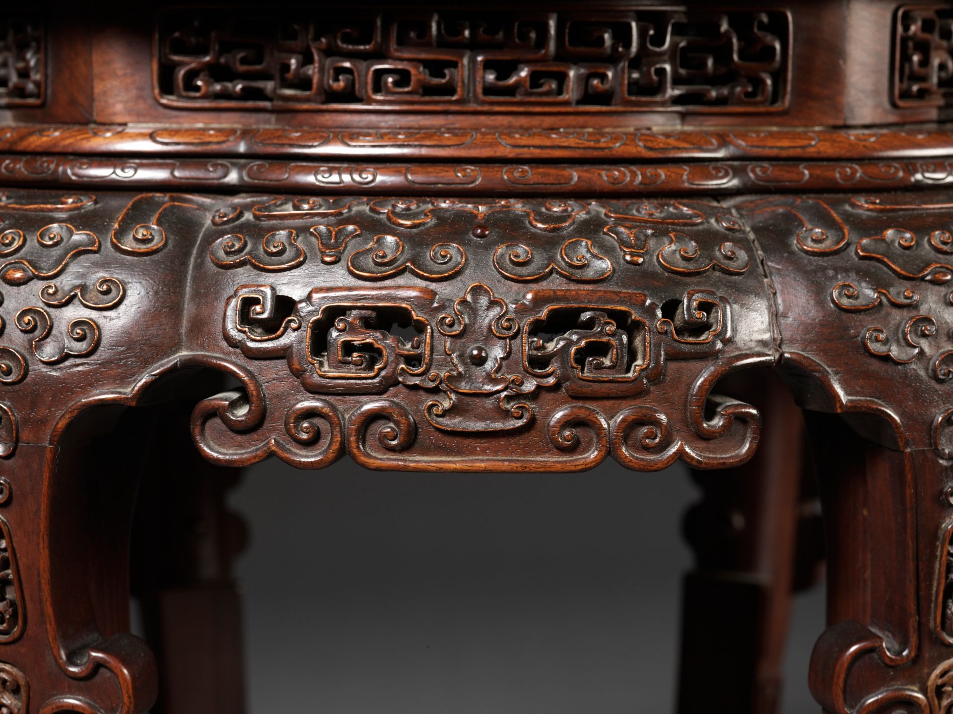 A 'TAOTIE' INCENSE STAND, XIANGJI, QING DYNASTY - Image 2 of 16