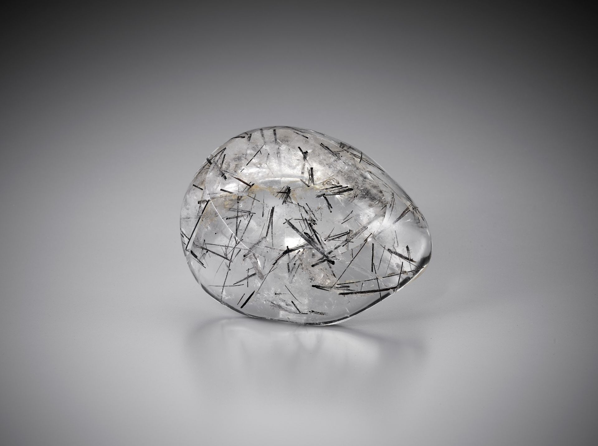 A FINELY CARVED 'HAIR-CRYSTAL' BRUSH WASHER, 1750-1850 - Image 11 of 11