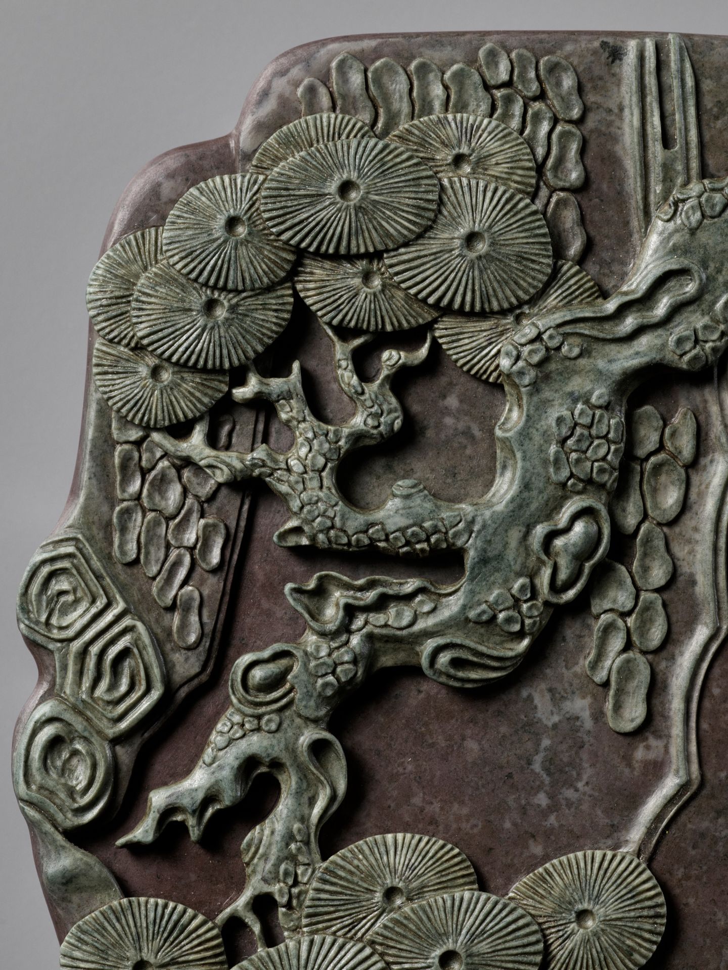 A SONGHUA INK STONE, BOX AND COVER, QIANLONG MARK AND PERIOD - Bild 20 aus 23