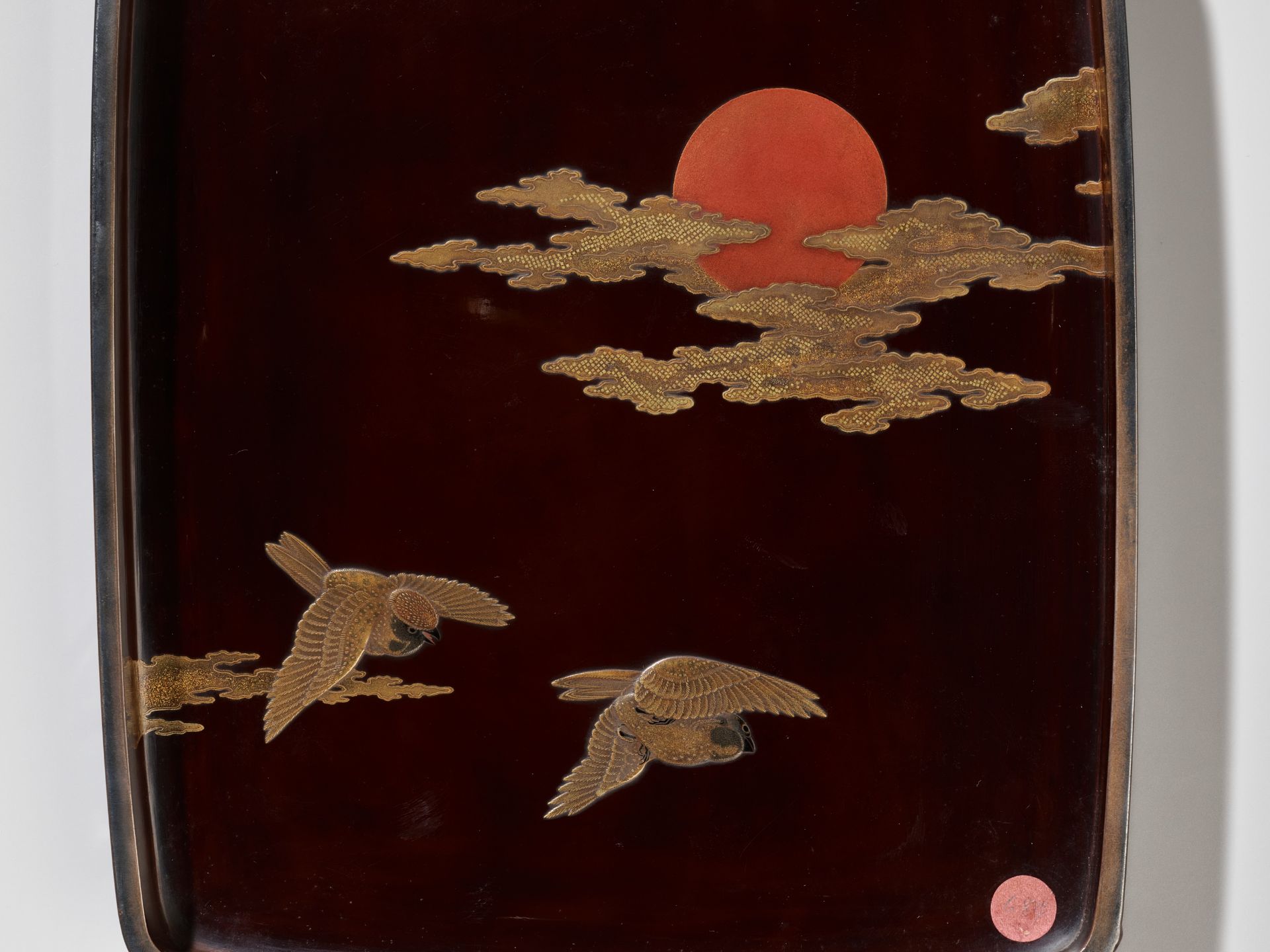 SHOGAKU: A SUPERB LACQUER SUZURIBAKO DEPICTING AN AUTUMNAL SCENE WITH FALCON AND SPARROWS - Image 4 of 14