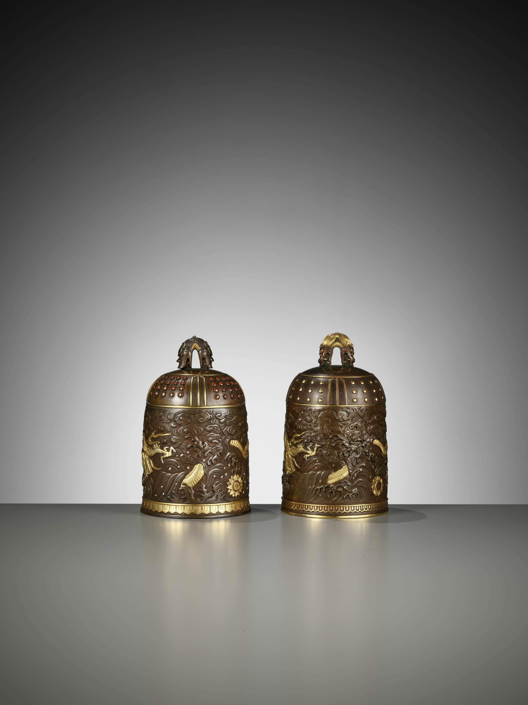 A MATCHED PAIR OF GOLD-INLAID BRONZE 'BUDDHIST TEMPLE BELL' KOGO, ONE BY MIYABE ATSUYOSHI - Image 8 of 15