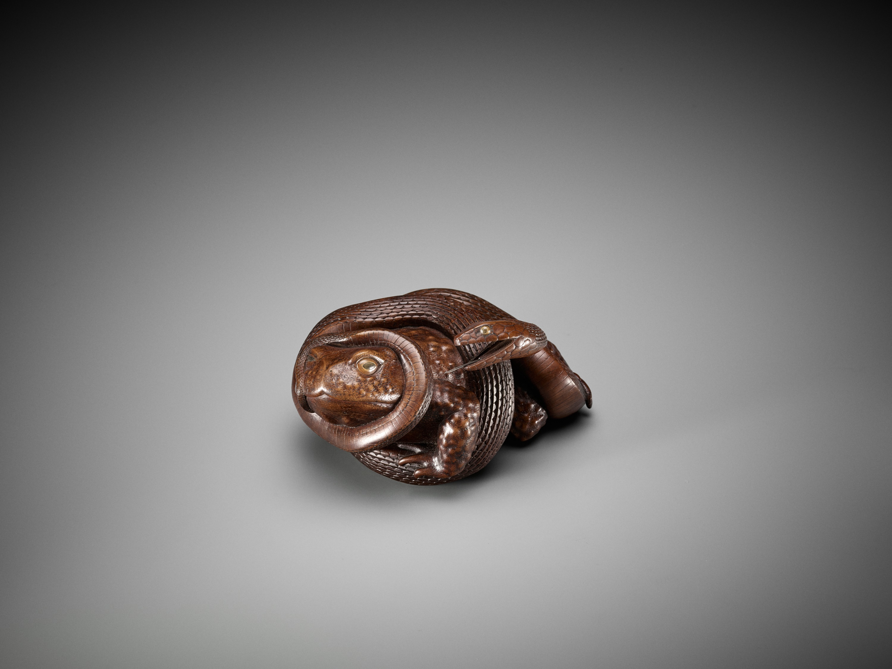 SUKENOBU: A MASTERFUL WOOD OKIMONO OF A TOAD AND SNAKE - Image 8 of 21