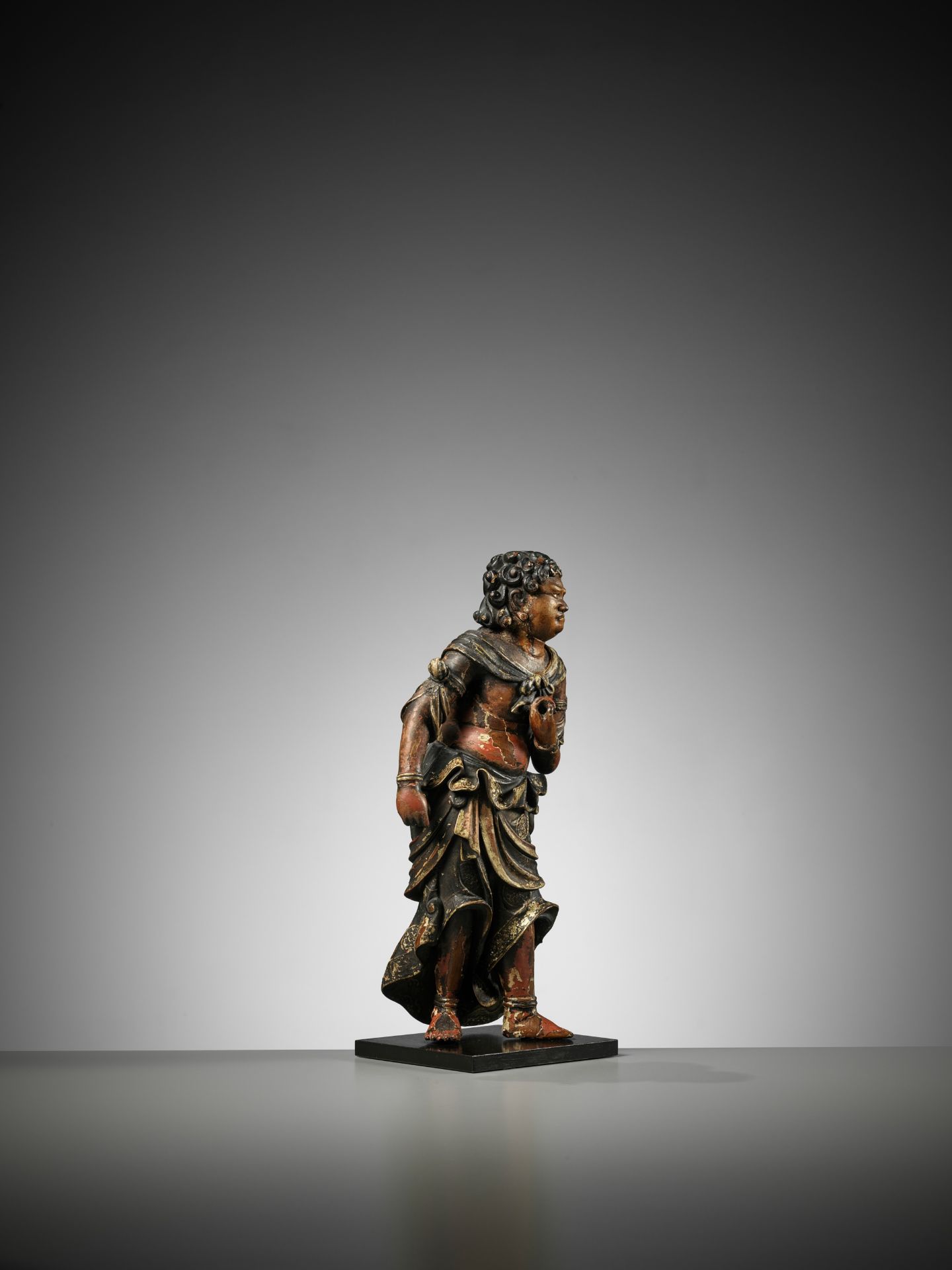 A POLYCHROME WOOD FIGURE OF SEITAKA DOJI - Image 11 of 14