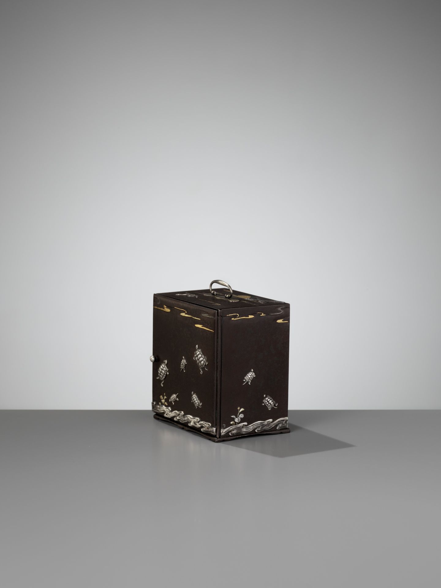 AN EXCEPTIONALLY RARE INLAID IRON MINIATURE KODANSU (CABINET) WITH TURTLES AND CRANES - Image 2 of 12