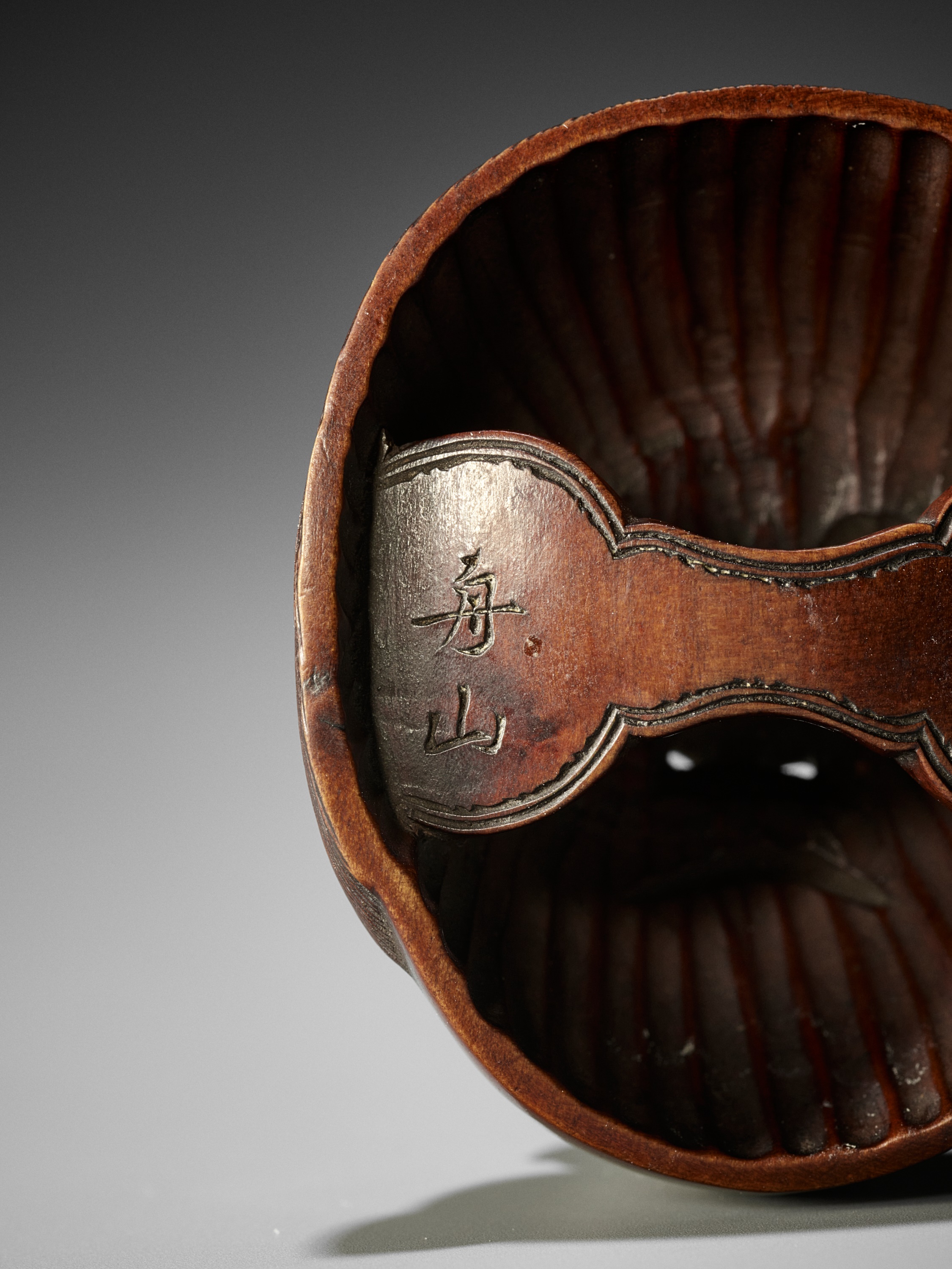 SHUZAN: A VERY FINE WOOD MASK NETSUKE OF KINTARO - Image 8 of 8