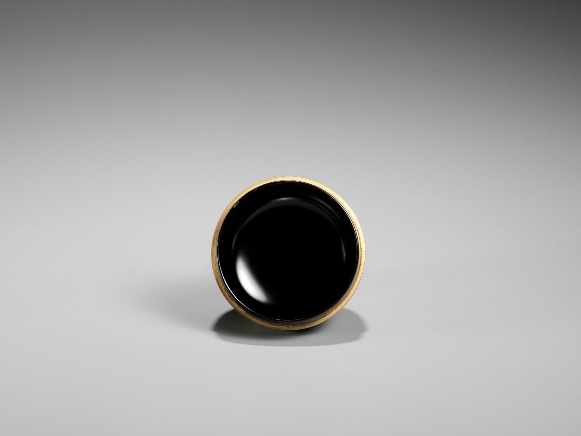 A BLACK AND GOLD LACQUER NATSUME (TEA CADDY) WITH BAMBOO - Image 8 of 8