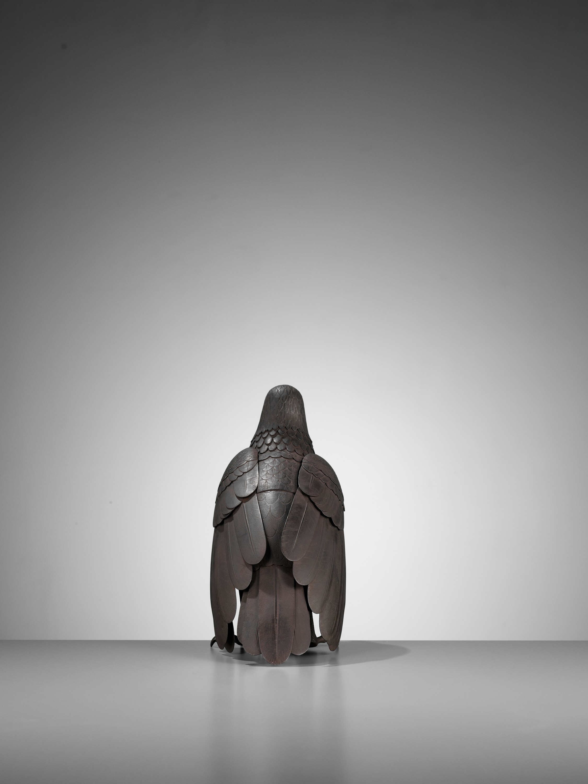 A RARE AND IMPRESSIVE IRON JIZAI OKIMONO OF A HAWK - Image 3 of 19