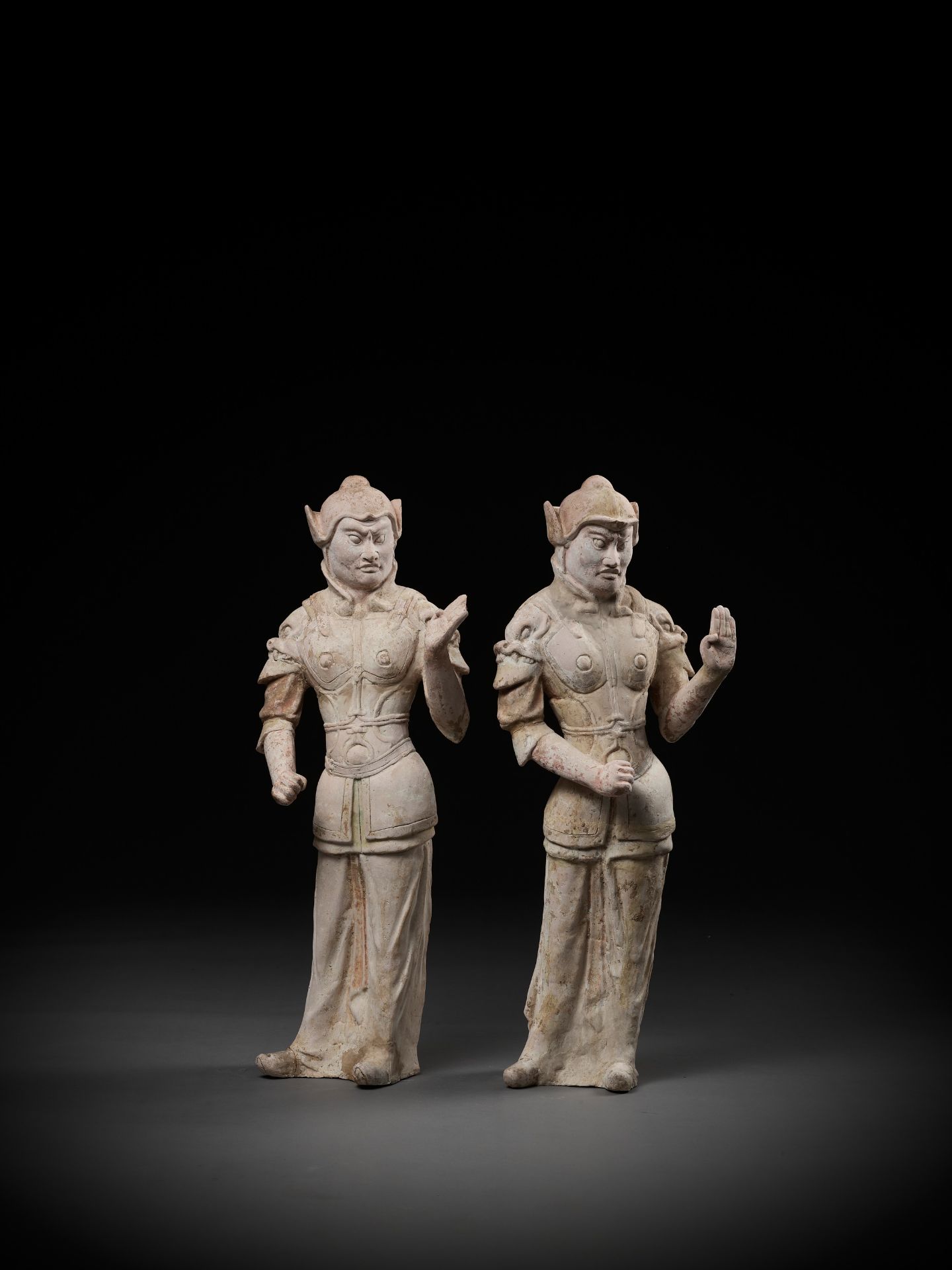 A PAIR OF LARGE POTTERY GUARDIAN FIGURES, WUSHIYONG, TANG DYNASTY - Image 3 of 12