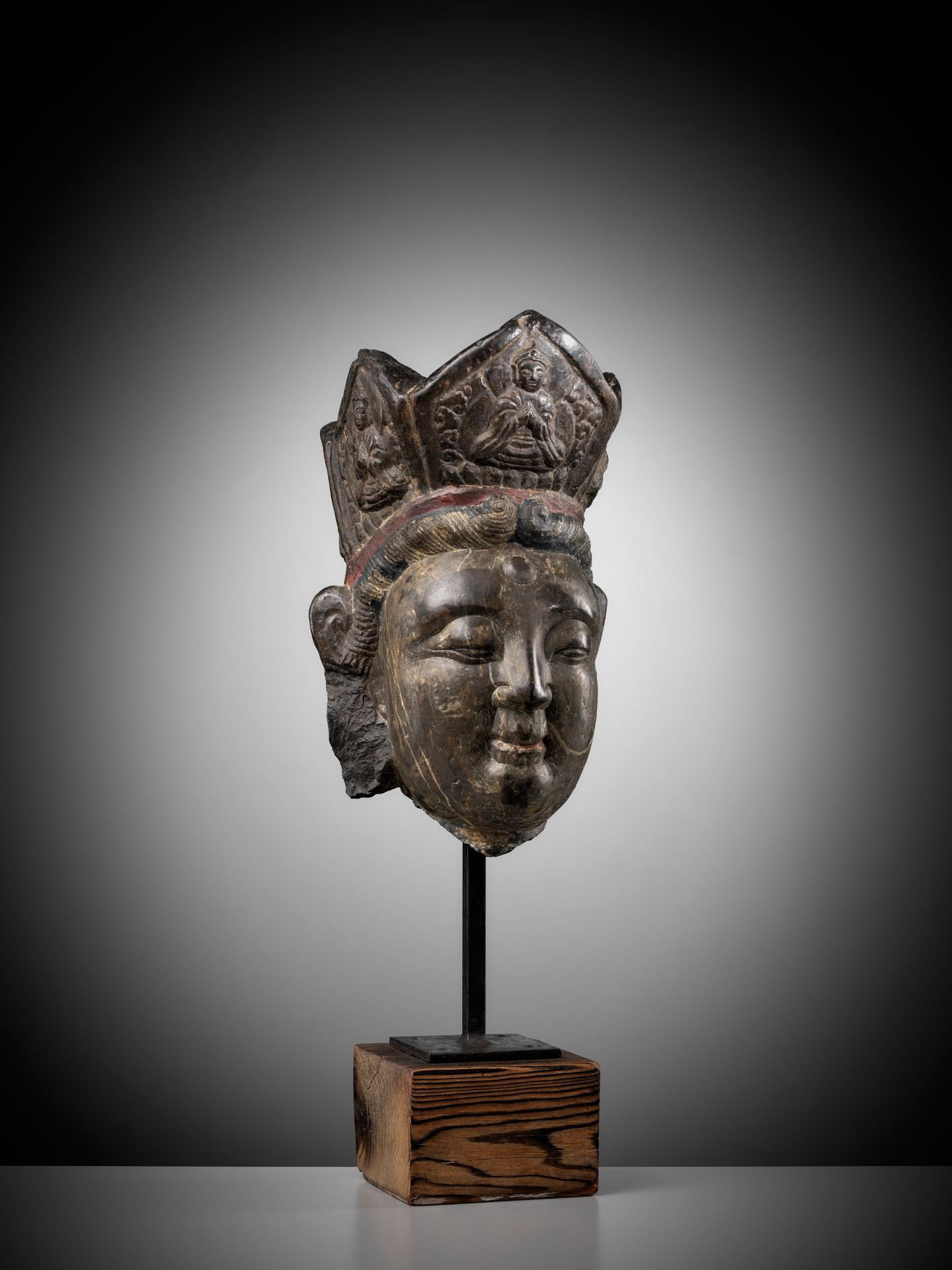 A MAGNIFICENT LIMESTONE HEAD OF GUANYIN, YUAN TO MING DYNASTY - Image 12 of 12