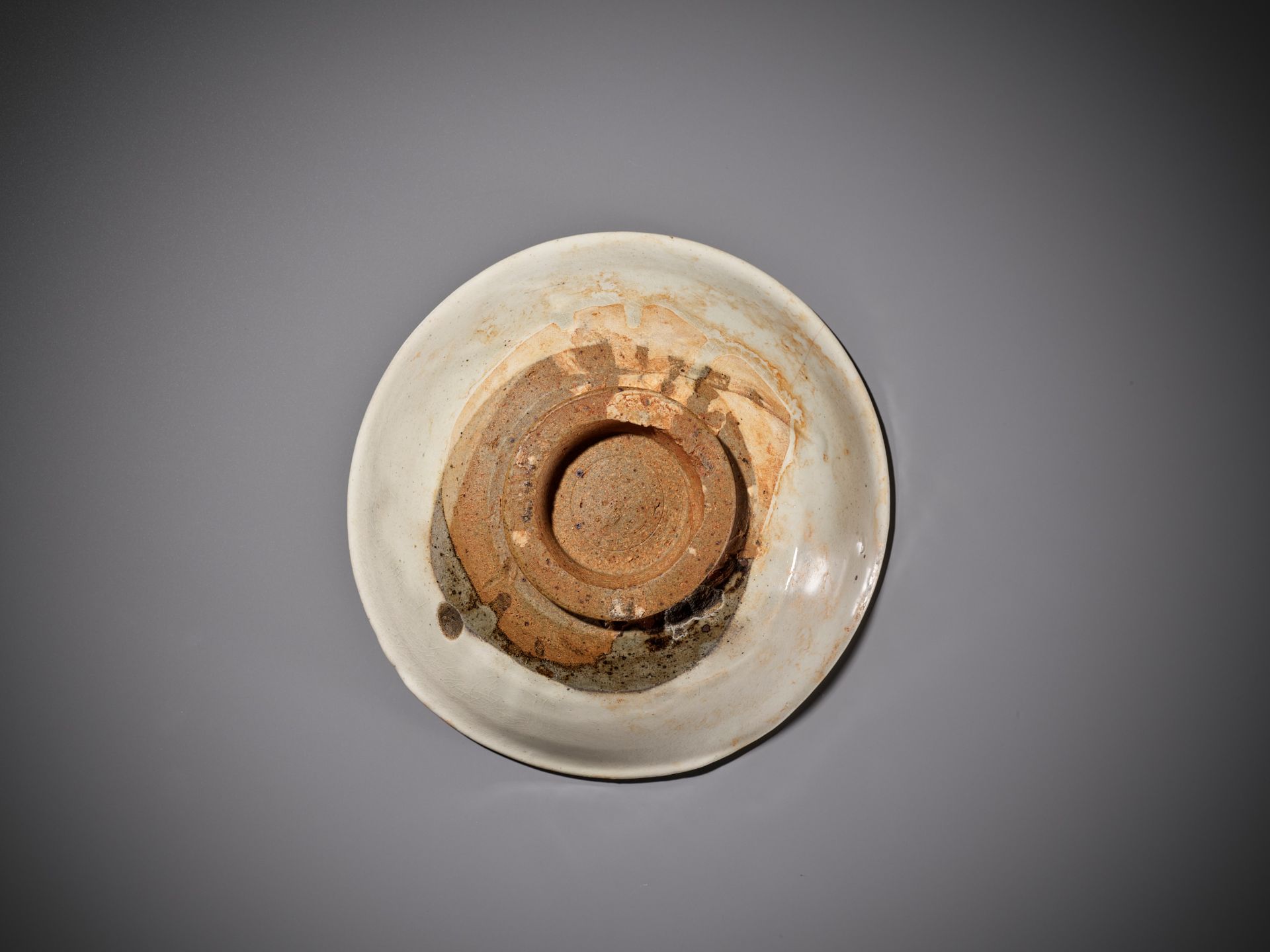 A RARE POLYCHROME-PAINTED CIZHOU 'BIRD' BOWL, JIN DYNASTY - Image 9 of 10