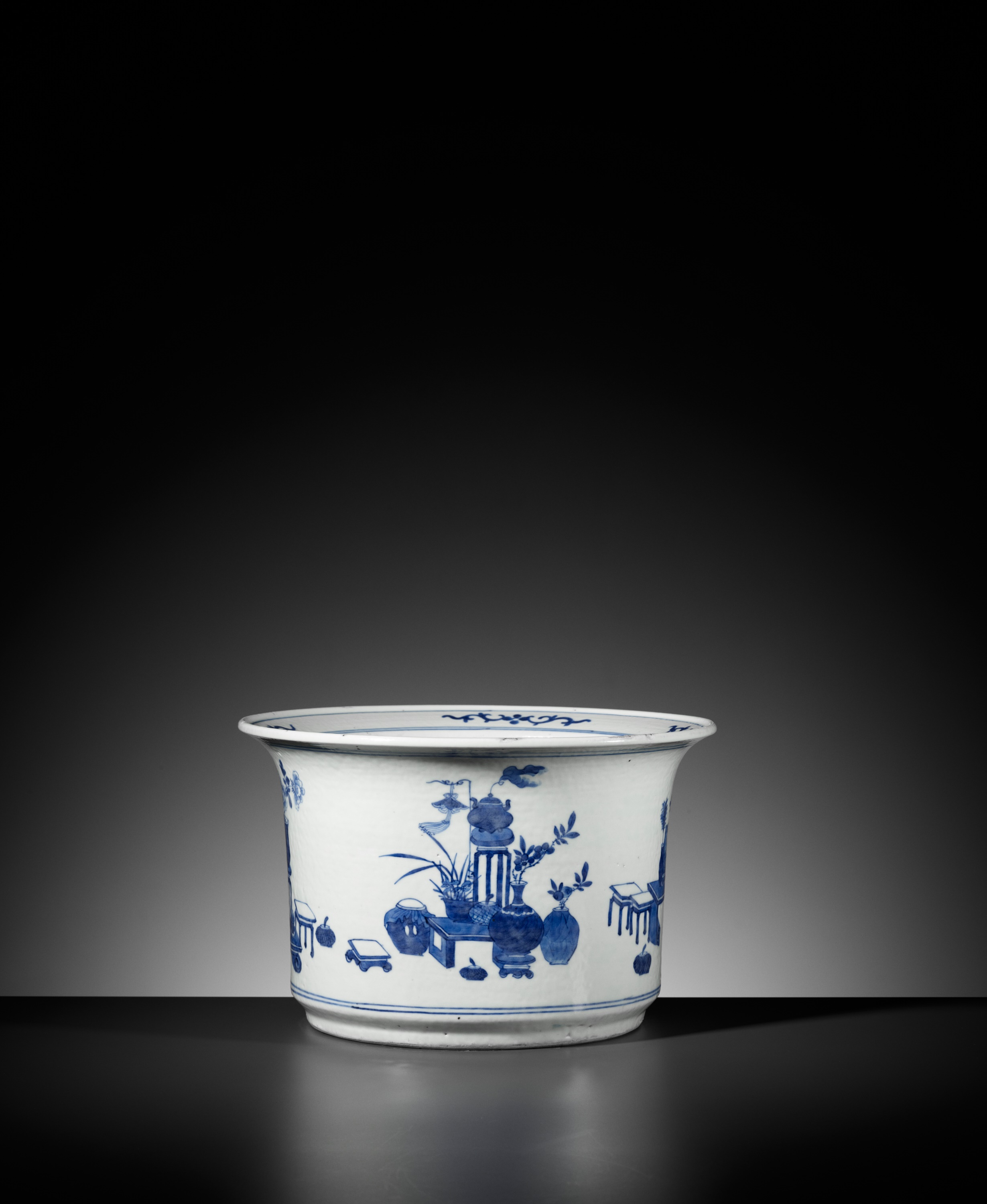 A BLUE AND WHITE 'HUNDRED TREASURES' JARDINIERE, QING DYNASTY - Image 4 of 7