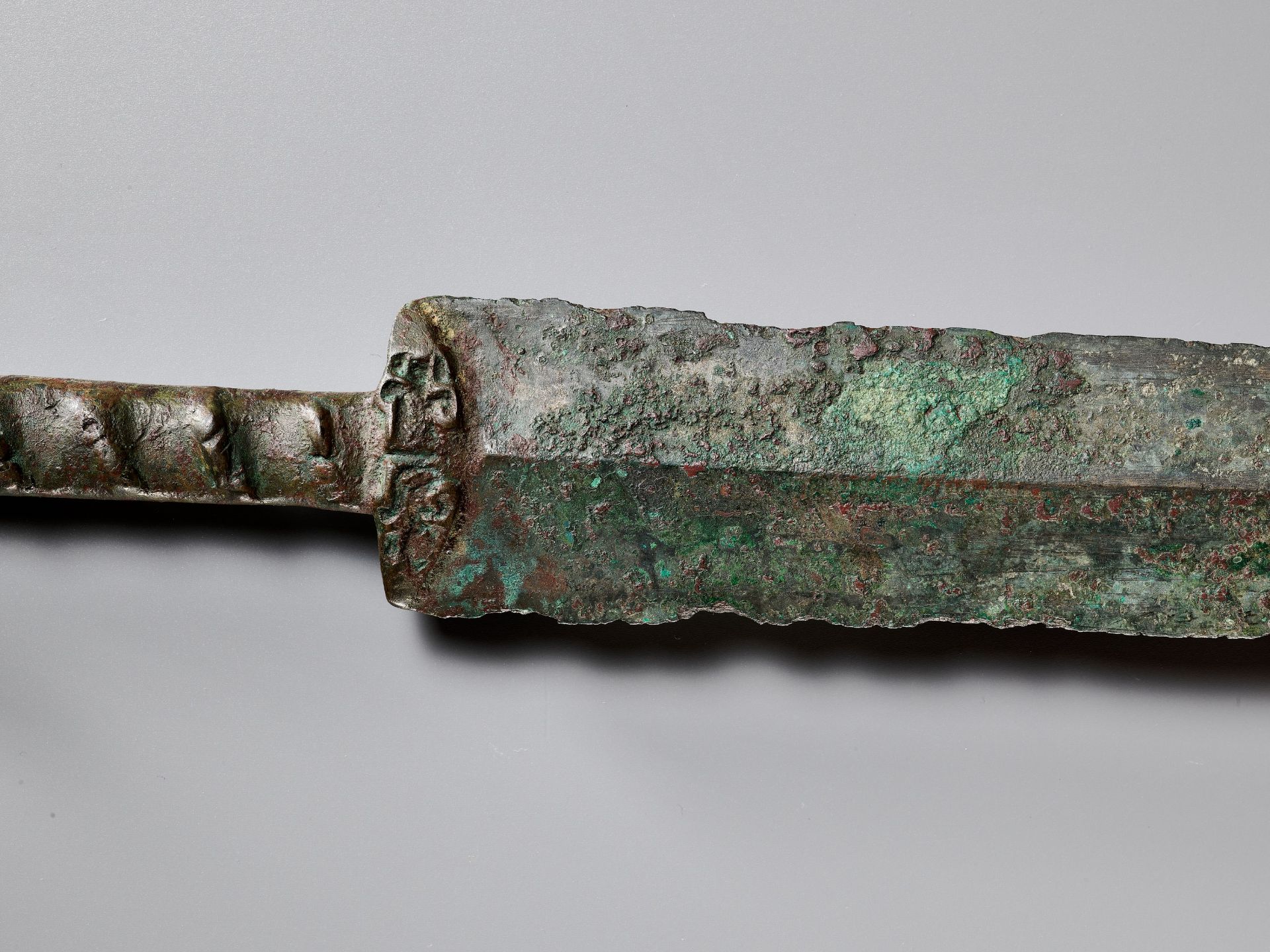 A RARE BRONZE SWORD, JIAN, WARRING STATES PERIOD - Image 8 of 14