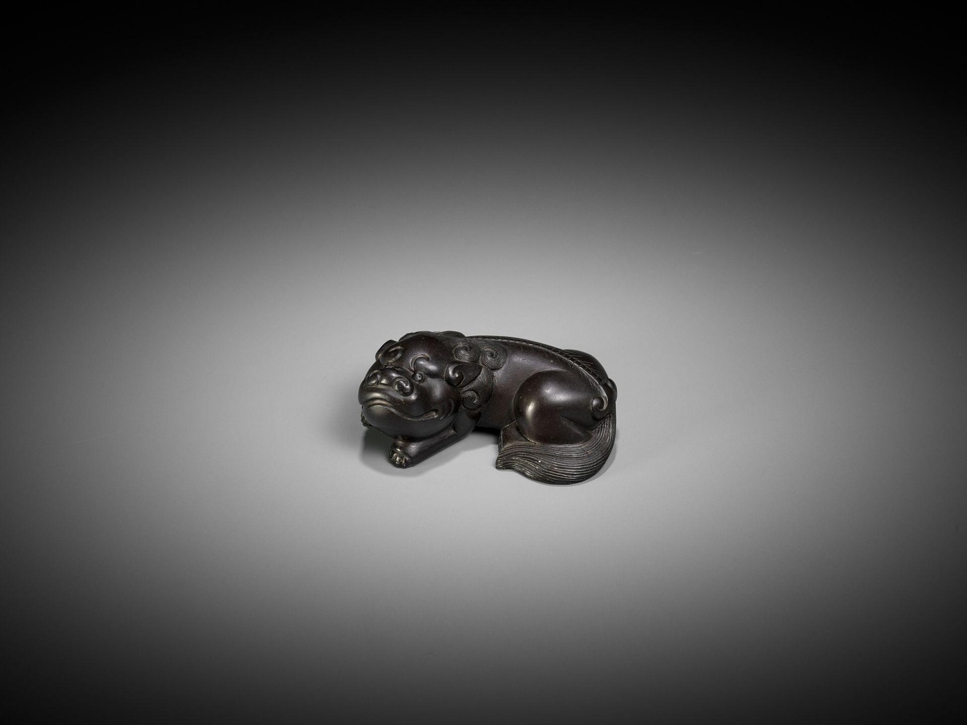 A BRONZE 'BUDDHIST LION' WEIGHT, MING DYNASTY - Image 2 of 9