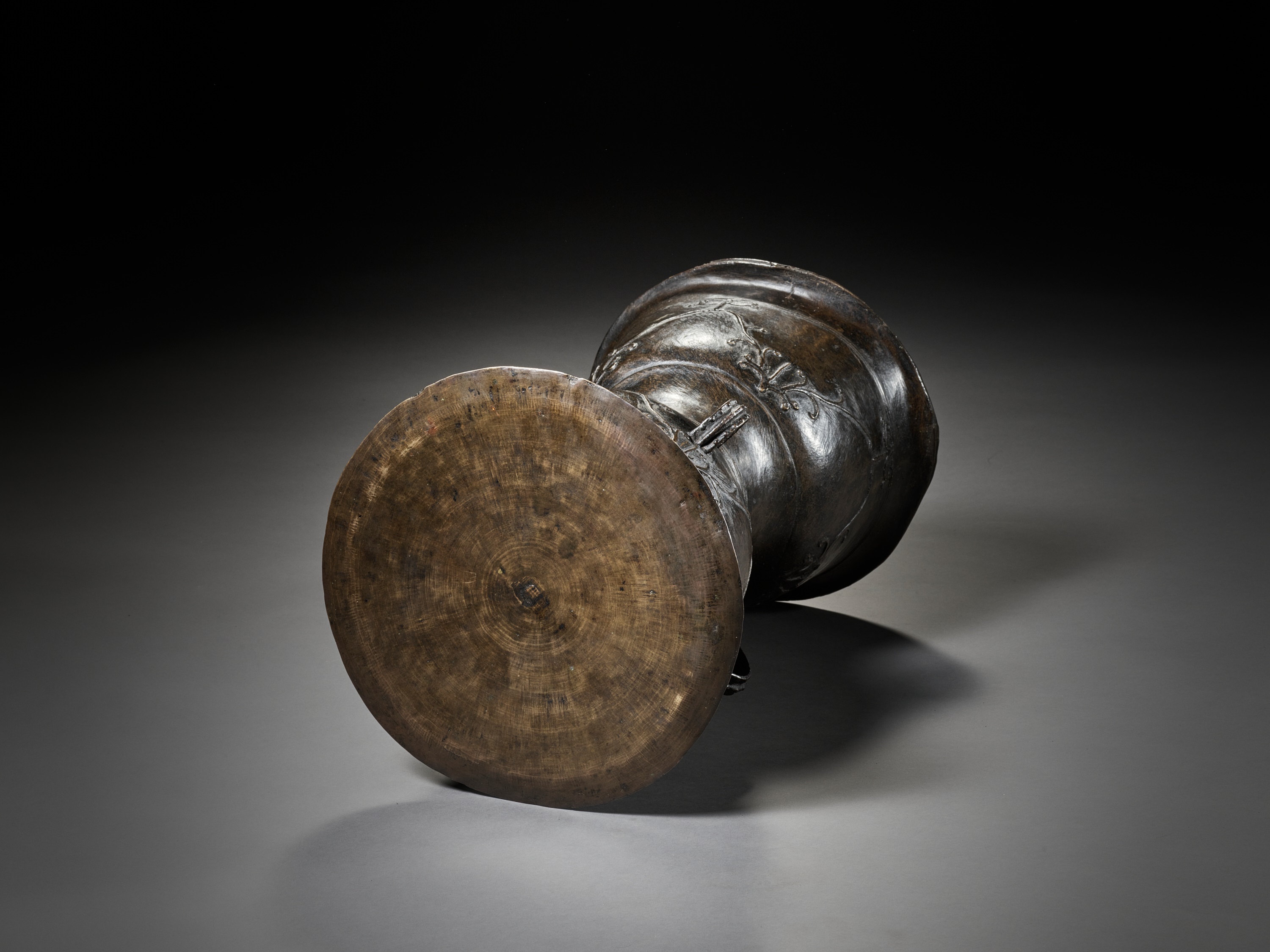 A BRONZE DRUM, MOKKO, 19TH CENTURY - Image 11 of 11