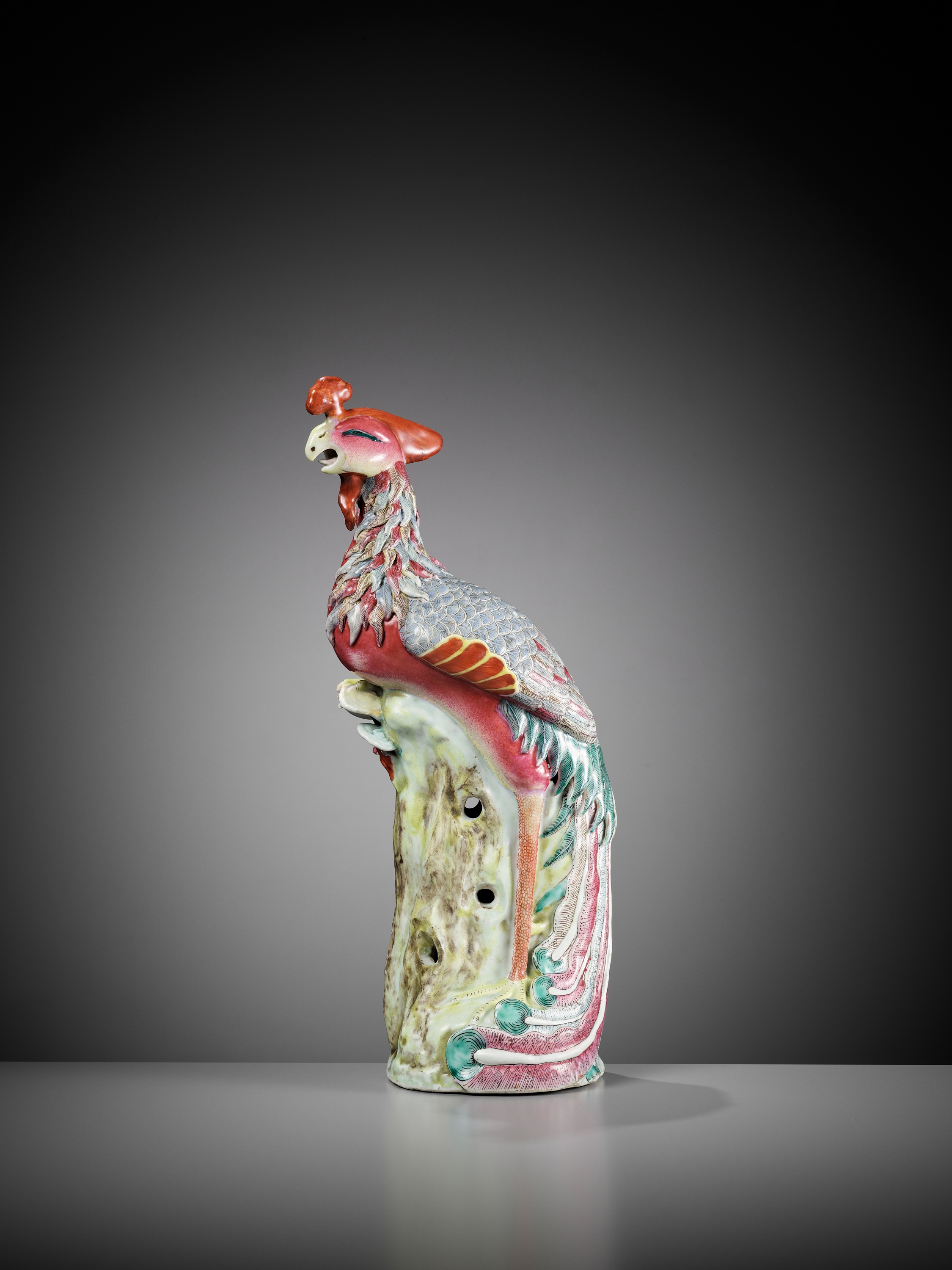 A FAMILLE ROSE FIGURE OF A PHOENIX, 19TH CENTURY - Image 12 of 13