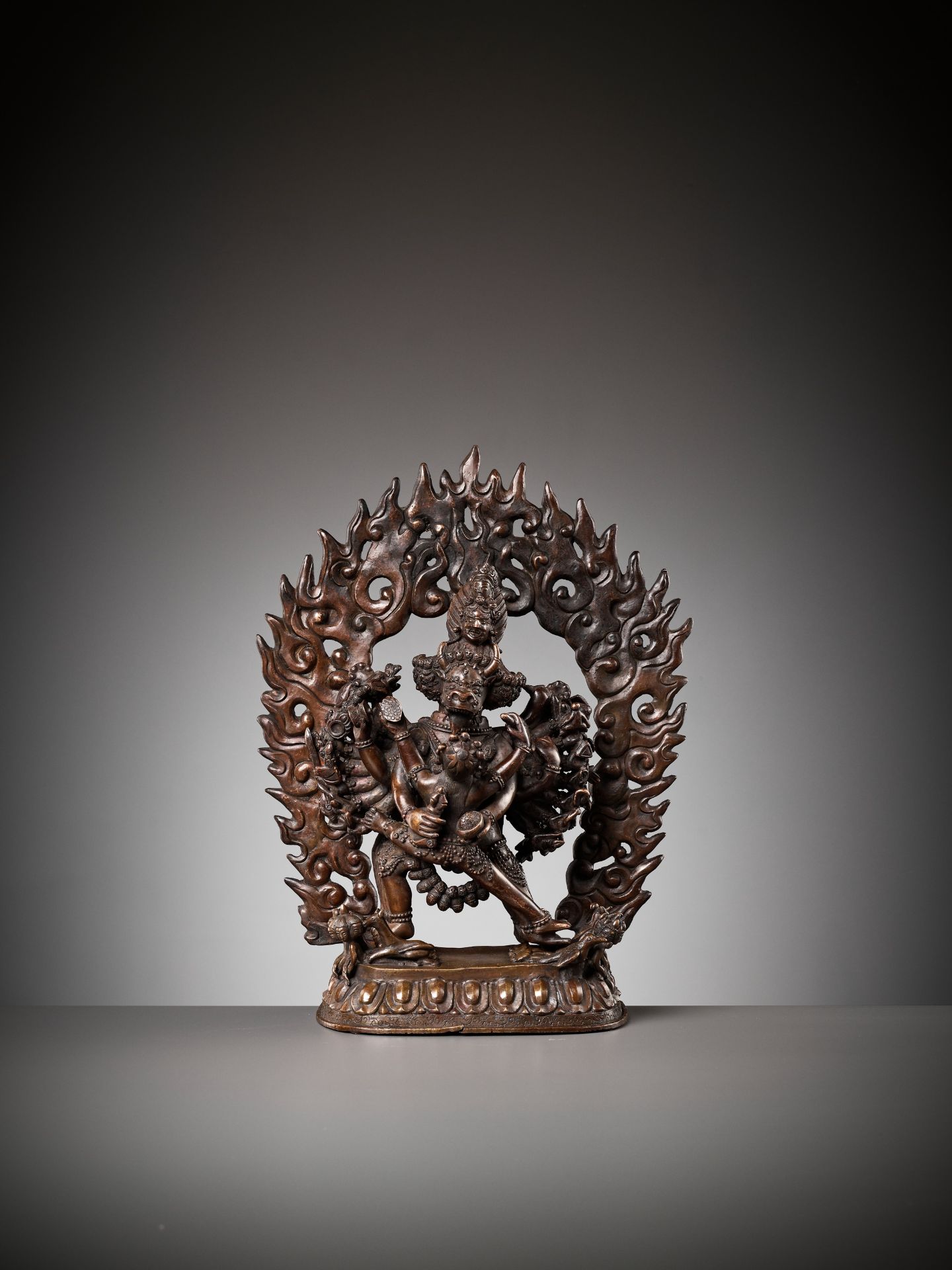 A LARGE BRONZE FIGURE OF VAJRABHAIRAVA, GELUG SCHOOL - Image 5 of 11