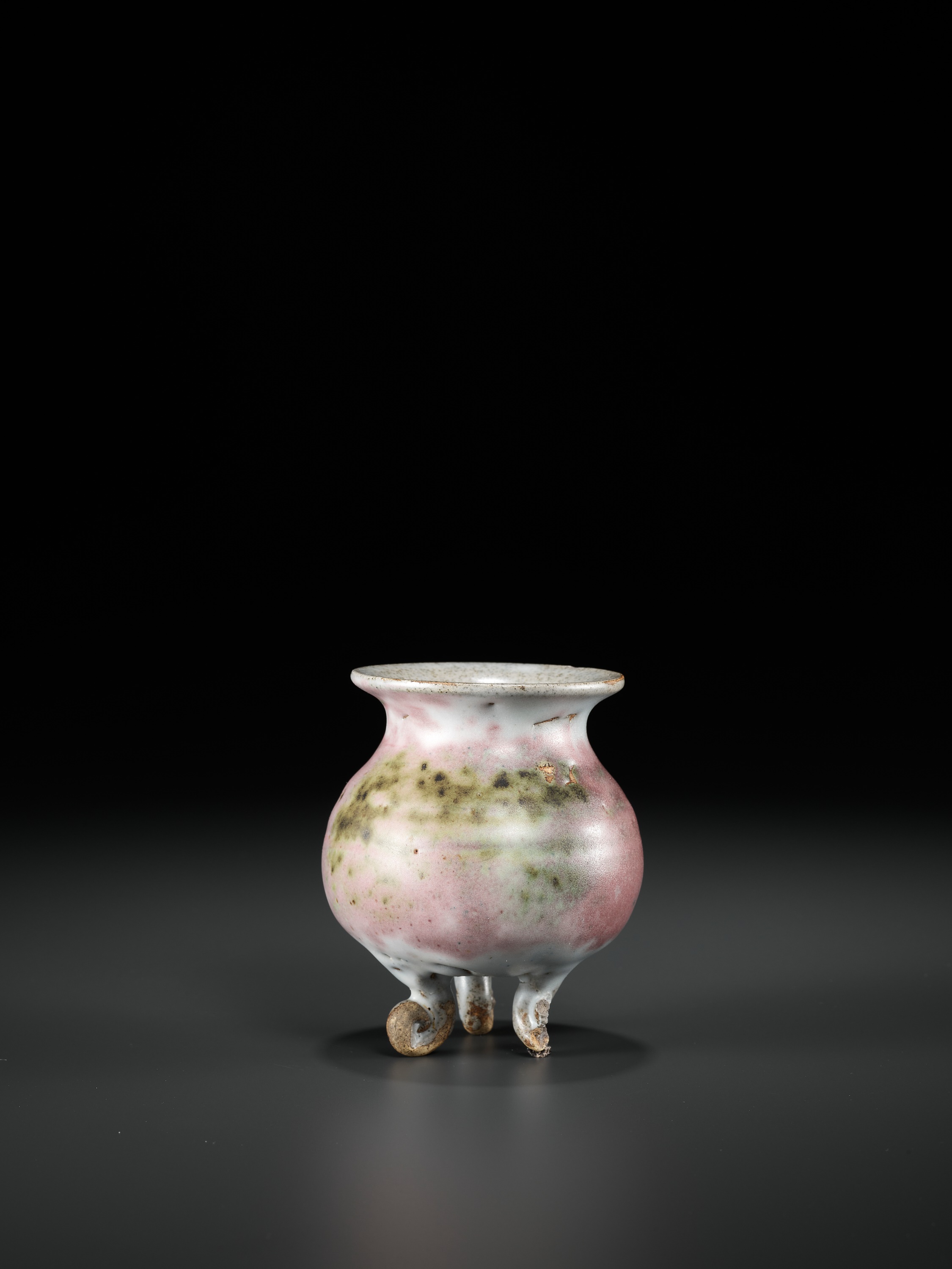A JUN PURPLE-SPLASHED TRIPOD CENSER, NORTHERN SONG TO YUAN DYNASTY - Image 3 of 11