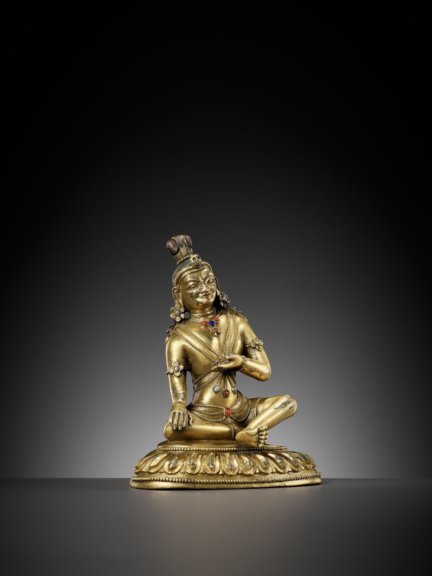 A BRONZE FIGURE OF A MAHASIDDHA - Image 11 of 12