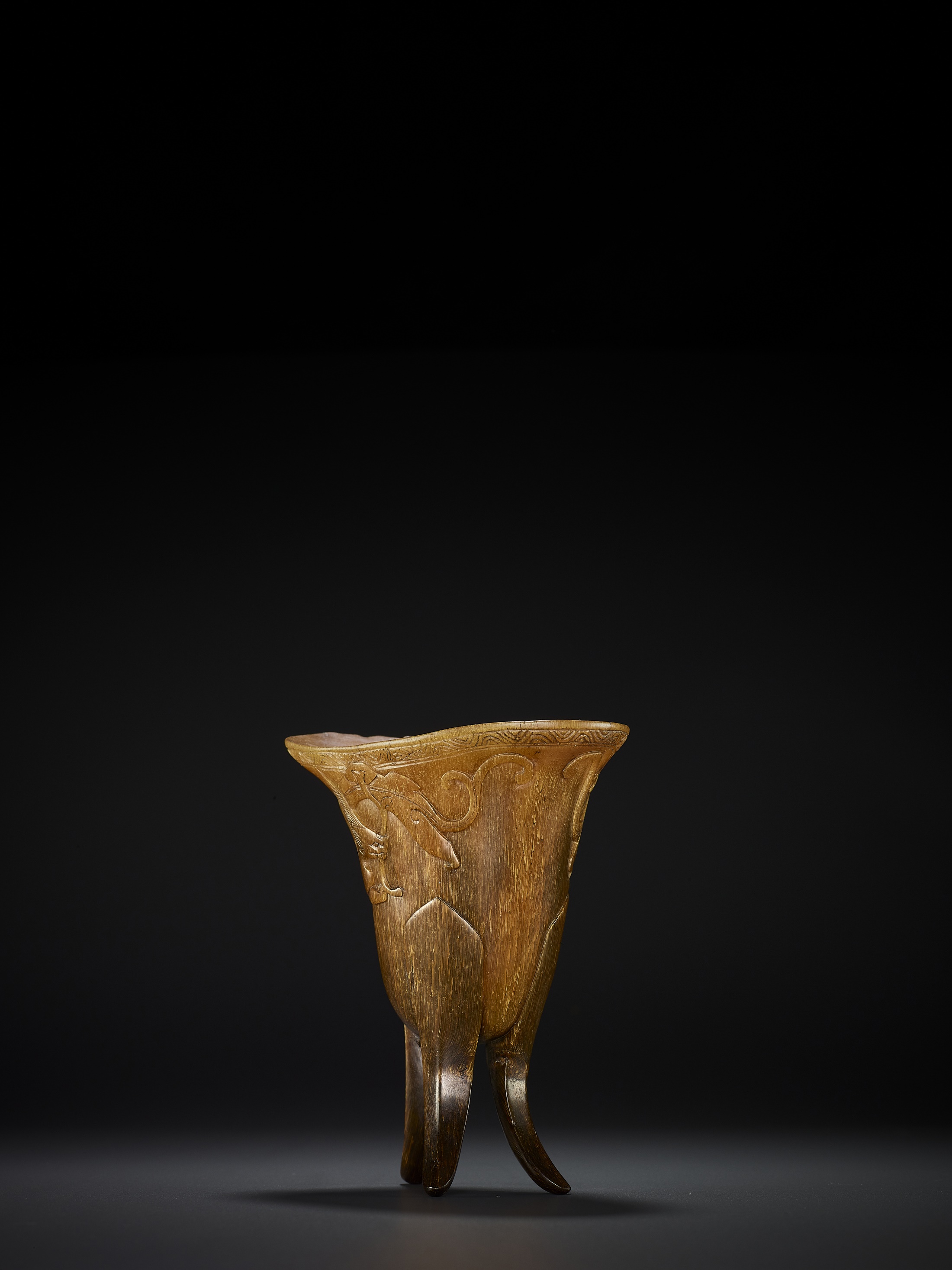 A RHINOCEROS HORN ARCHAISTIC LIBATION CUP, JUE, EARLY QING DYNASTY - Image 8 of 11