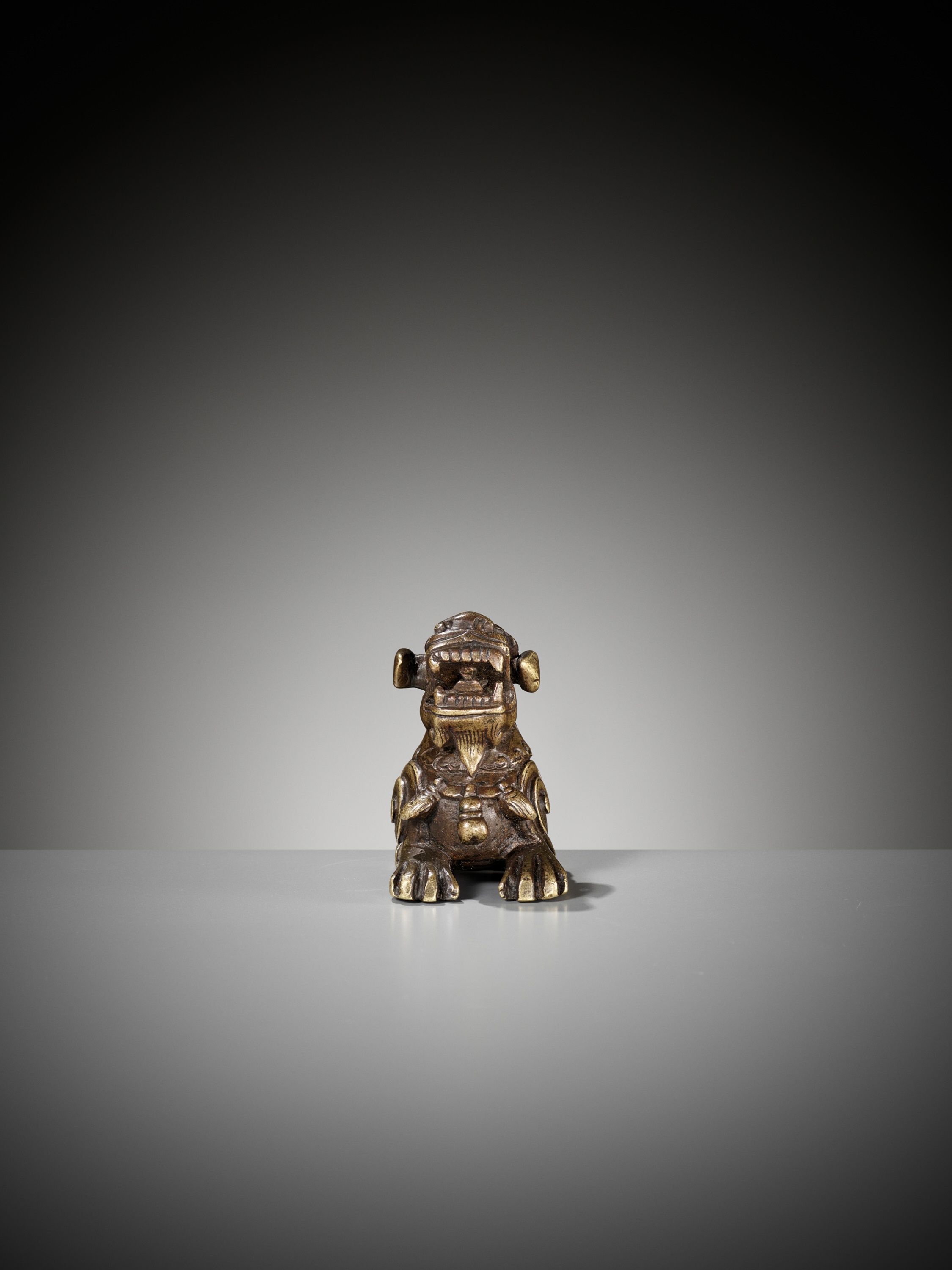 A BRONZE 'LUDUAN' WEIGHT, 17TH CENTURY - Image 3 of 13