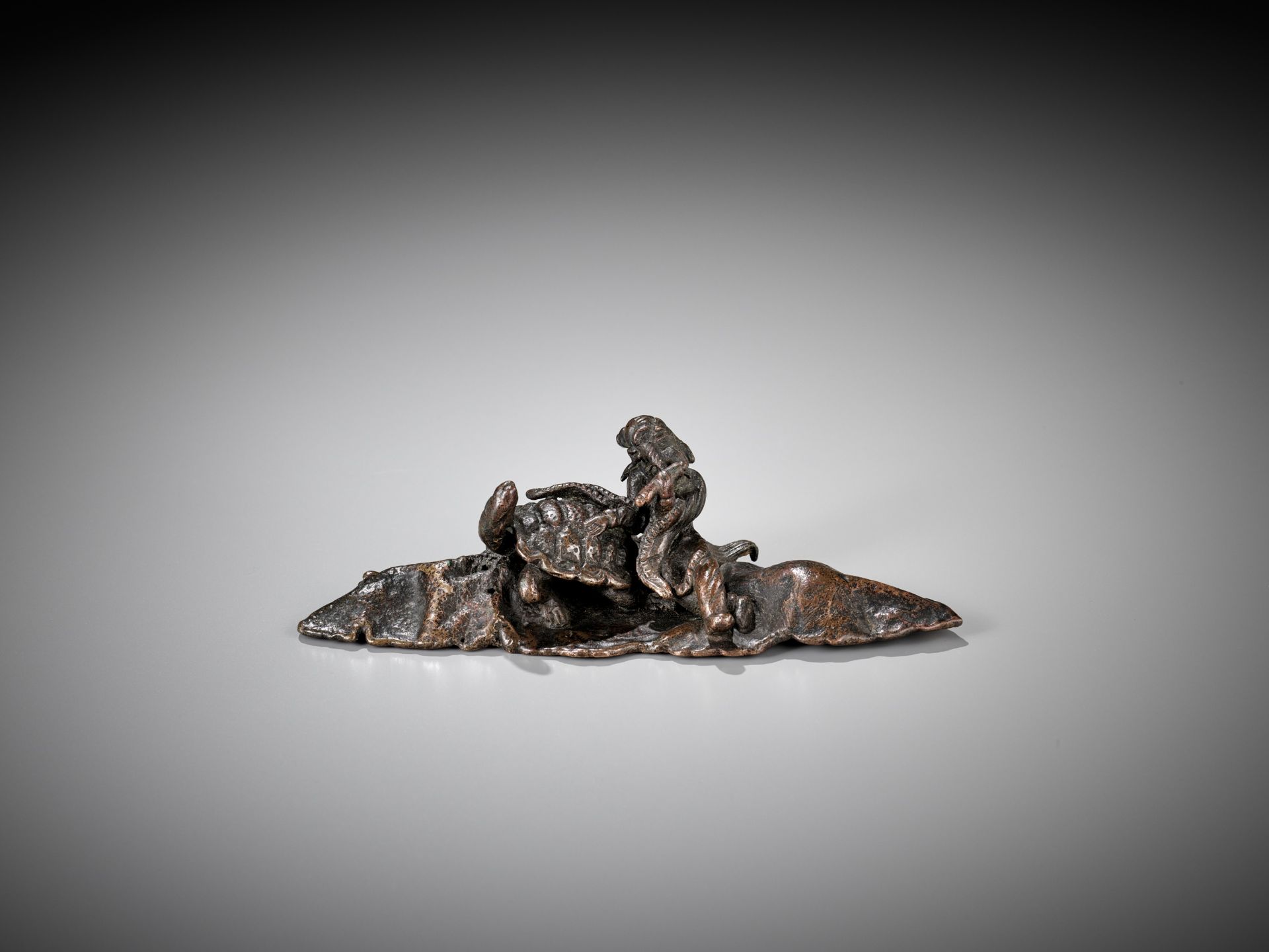 A BRONZE 'IMMORTAL AND BLACK TORTOISE' WEIGHT, MING DYNASTY - Image 7 of 13